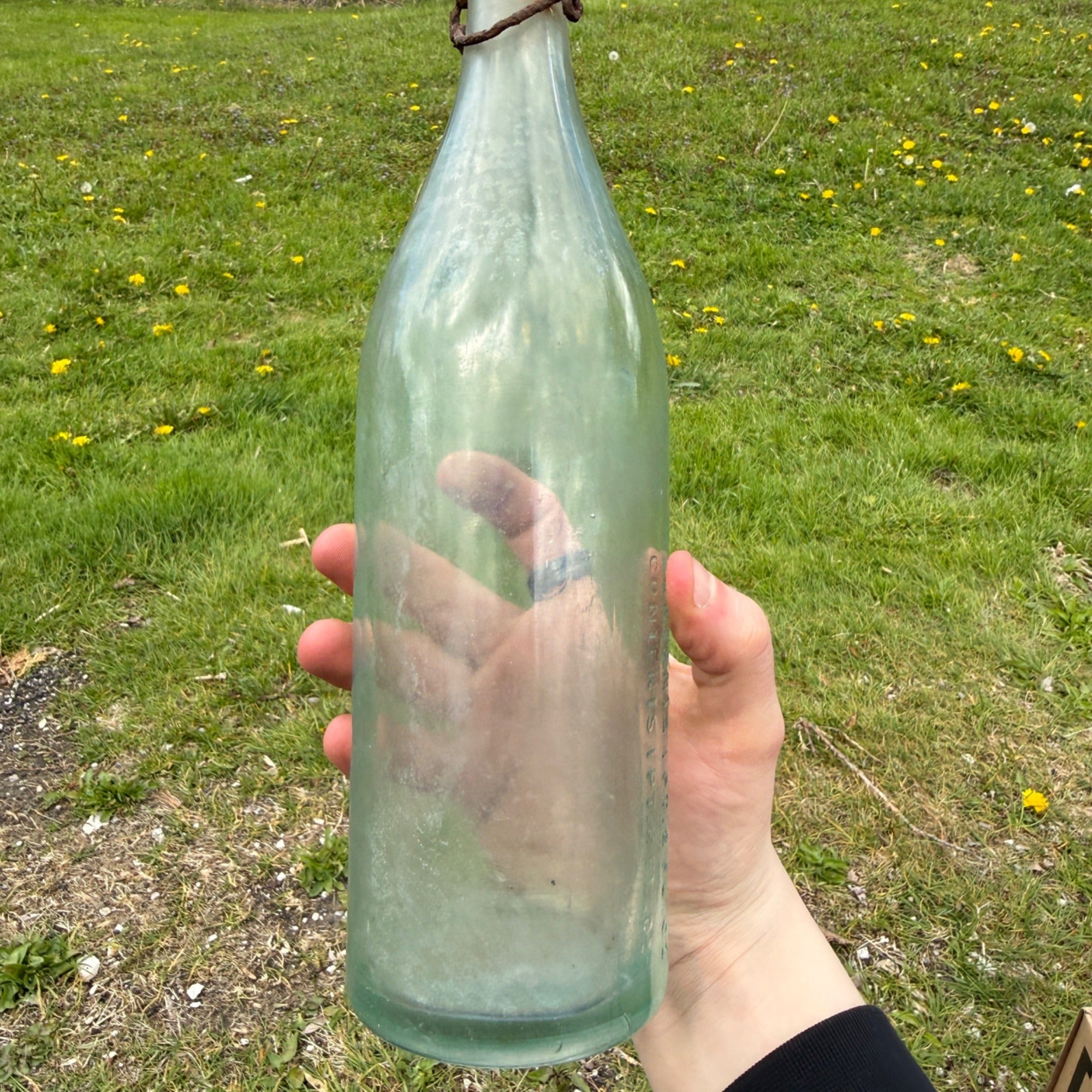 1910s E.L.Husting Milwaukee Wis. 1 Pint 12oz Bottle Soda Wisconsin Aqua Blue