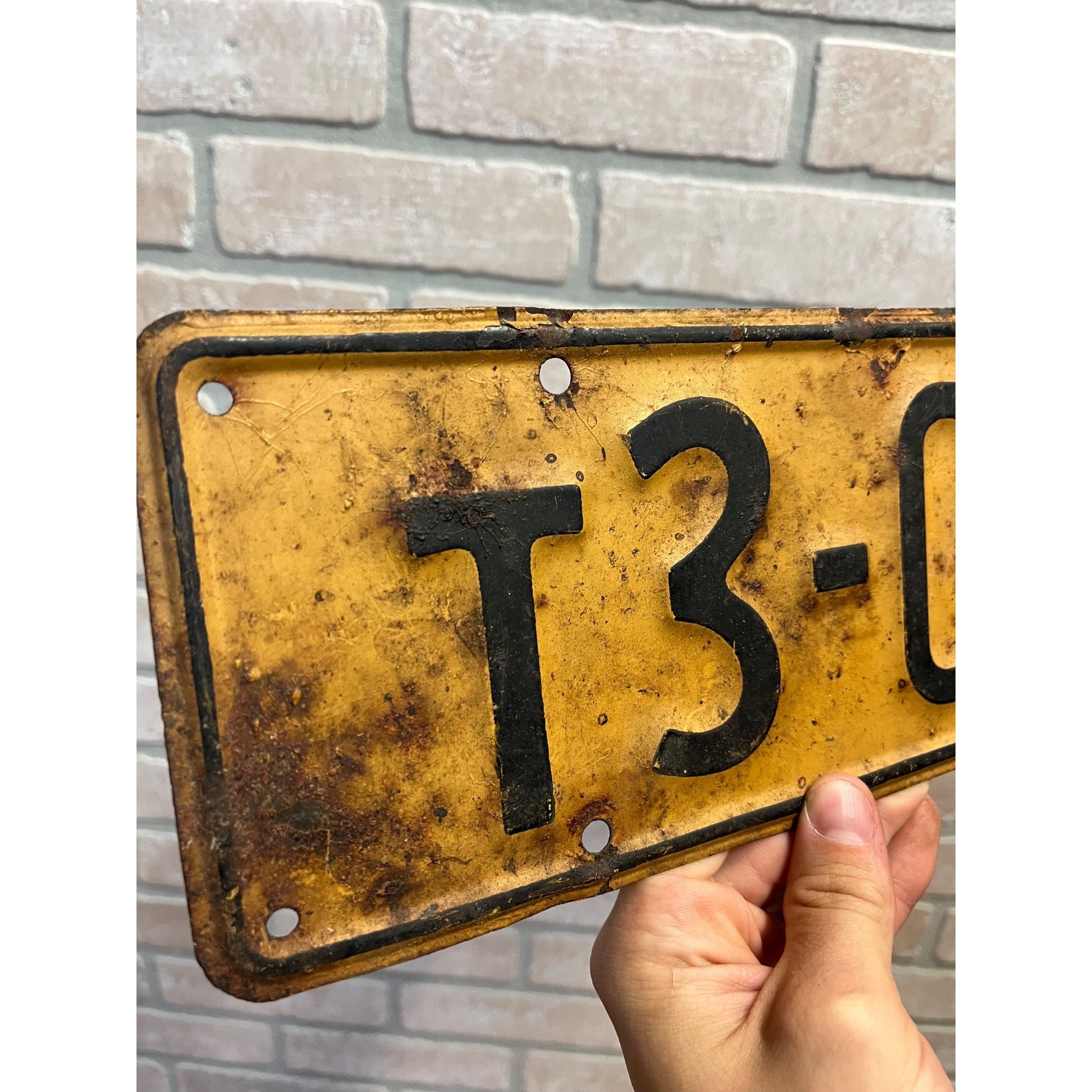 RARE Vintage UK Taxi Plate 13-089 Embossed Steel British Automobilia 1946-1951