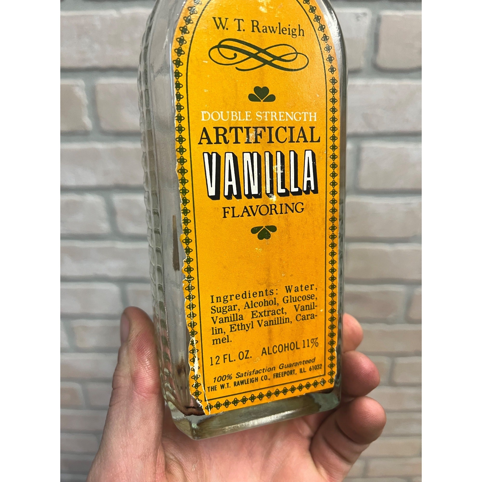 Vintage W. T. Rawleigh Artificial Vanilla Flavoring Glass Bottle Advertising EMPTY