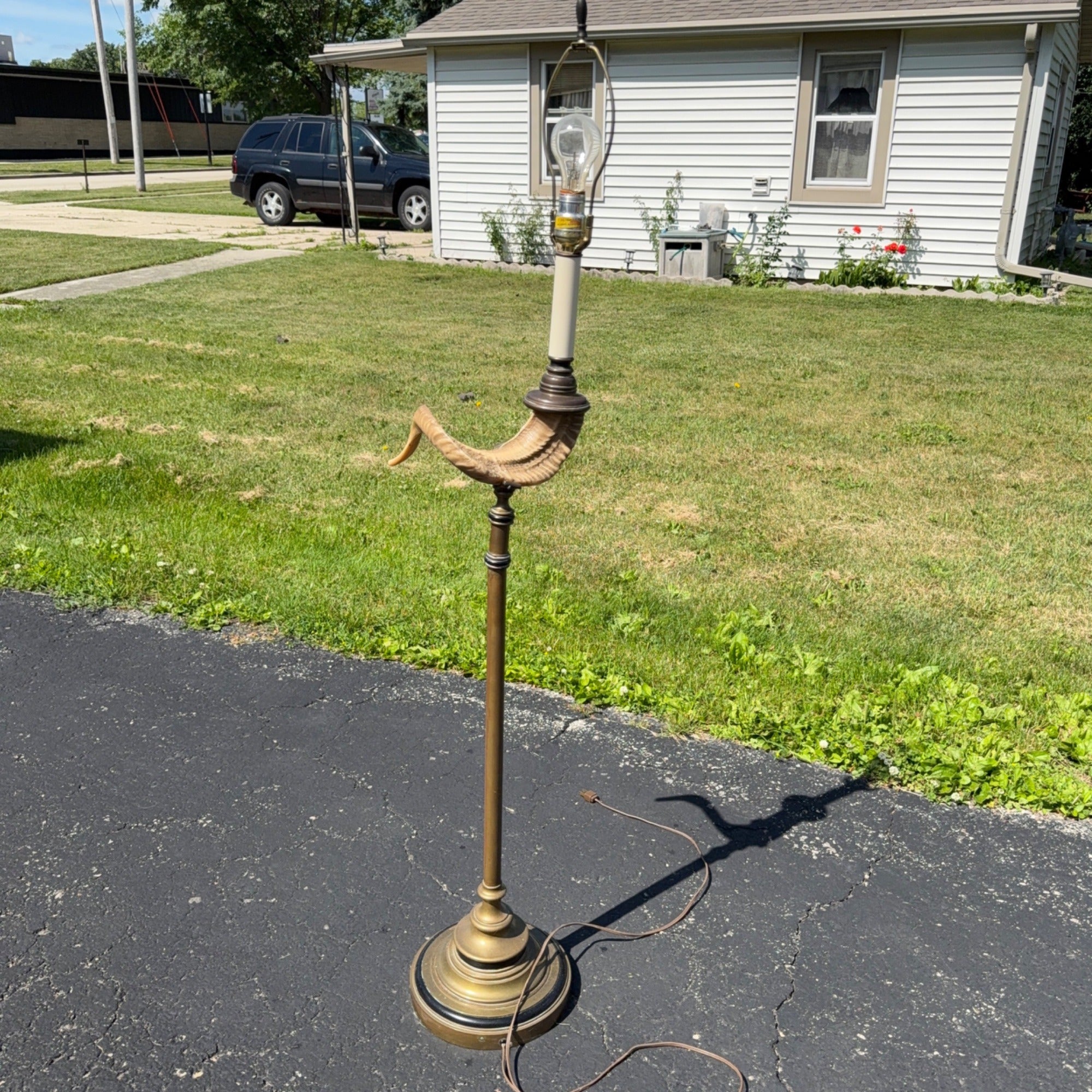 Vintage Ram's Horn Brass Bridge Floor Lamp Library Reading  Light Fixture 1970s