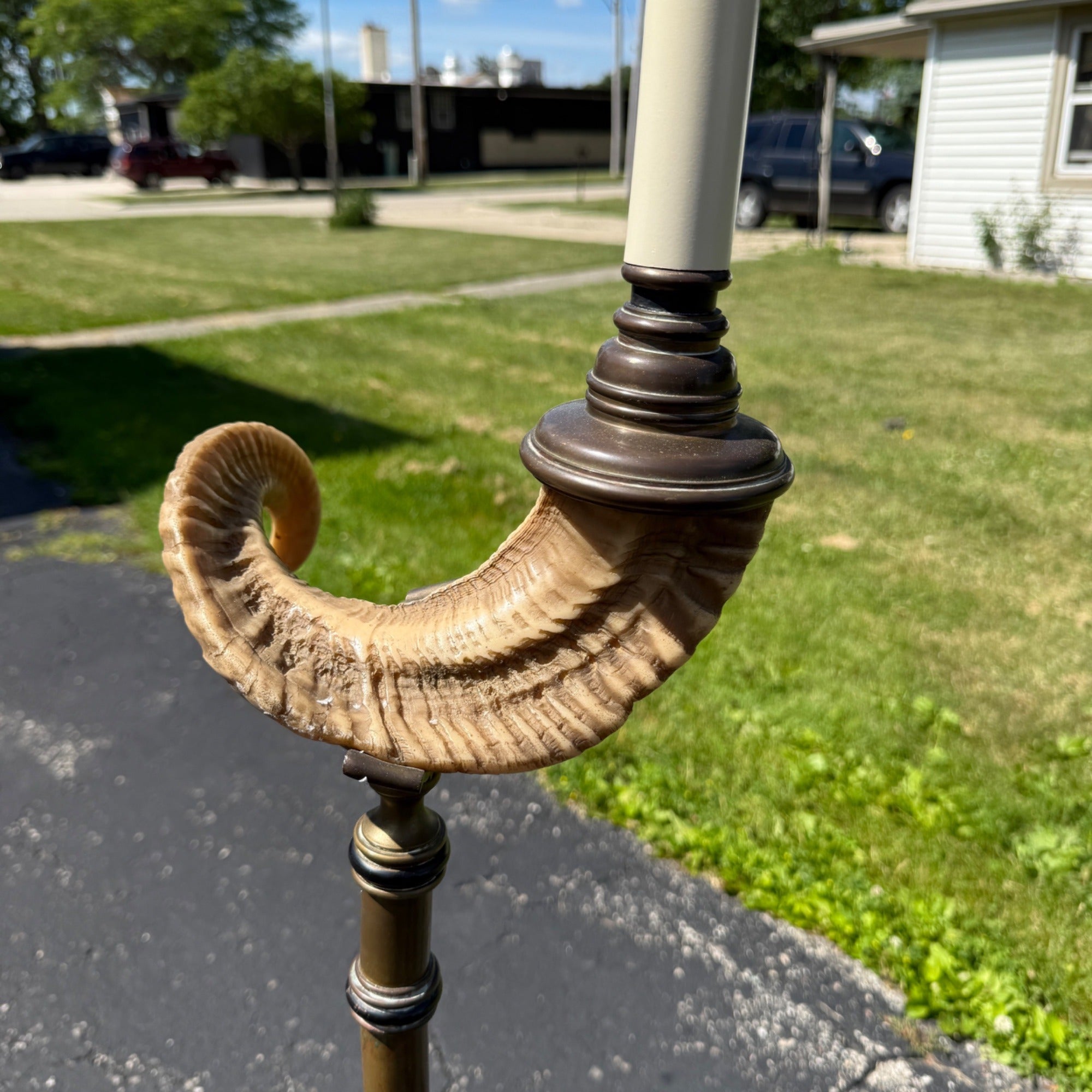 Vintage Ram's Horn Brass Bridge Floor Lamp Library Reading  Light Fixture 1970s