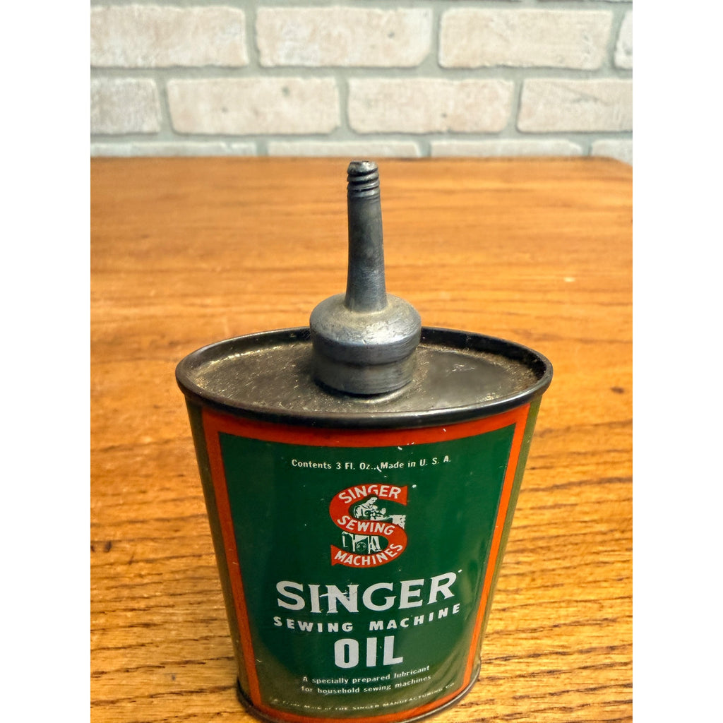 Vintage Singer Sewing Machine Hand Oiler Household Oil Can Lead Top
