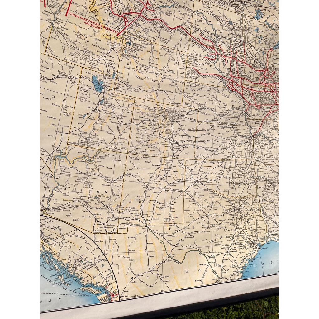 Vintage 1951 Milwaukee Road Chicago Milwaukee St. Paul & Pacific Railroad Map