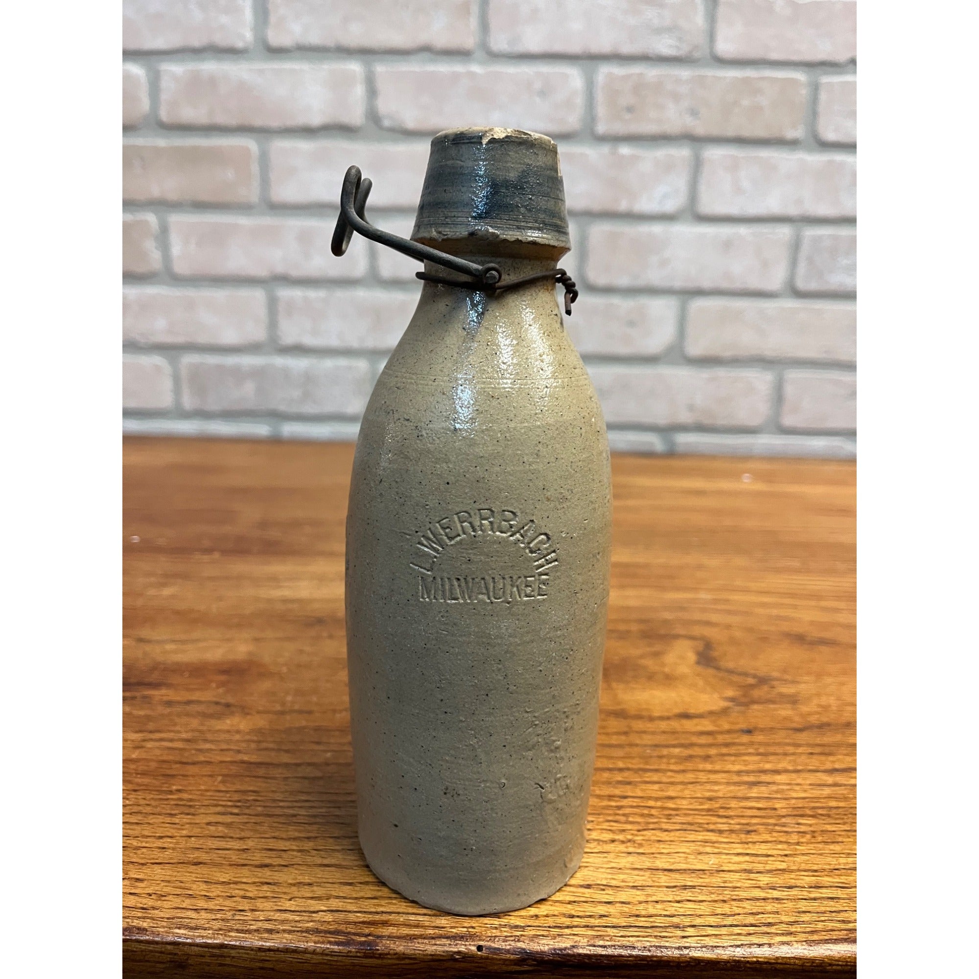 Antique 1800s L. Werrbach Milwaukee Wis. Clay Stoneware Beer Bottle w/ Cork Wire