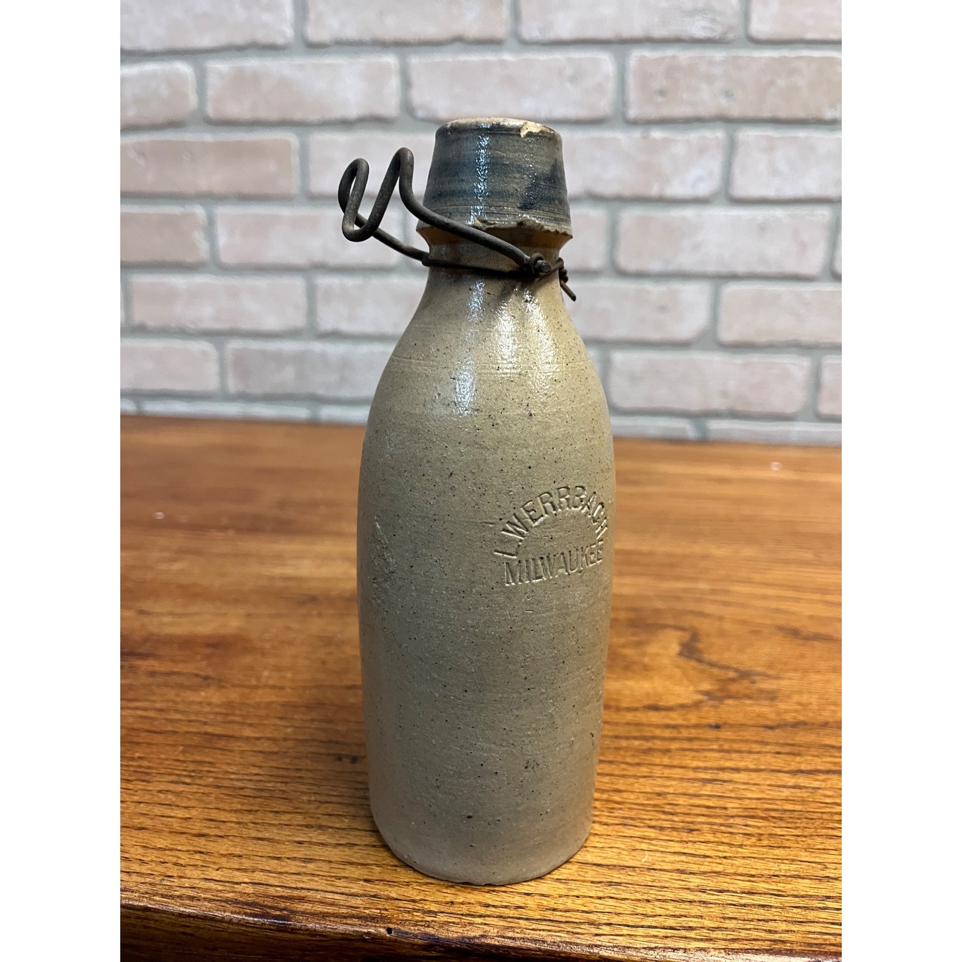 Antique 1800s L. Werrbach Milwaukee Wis. Clay Stoneware Beer Bottle w/ Cork Wire