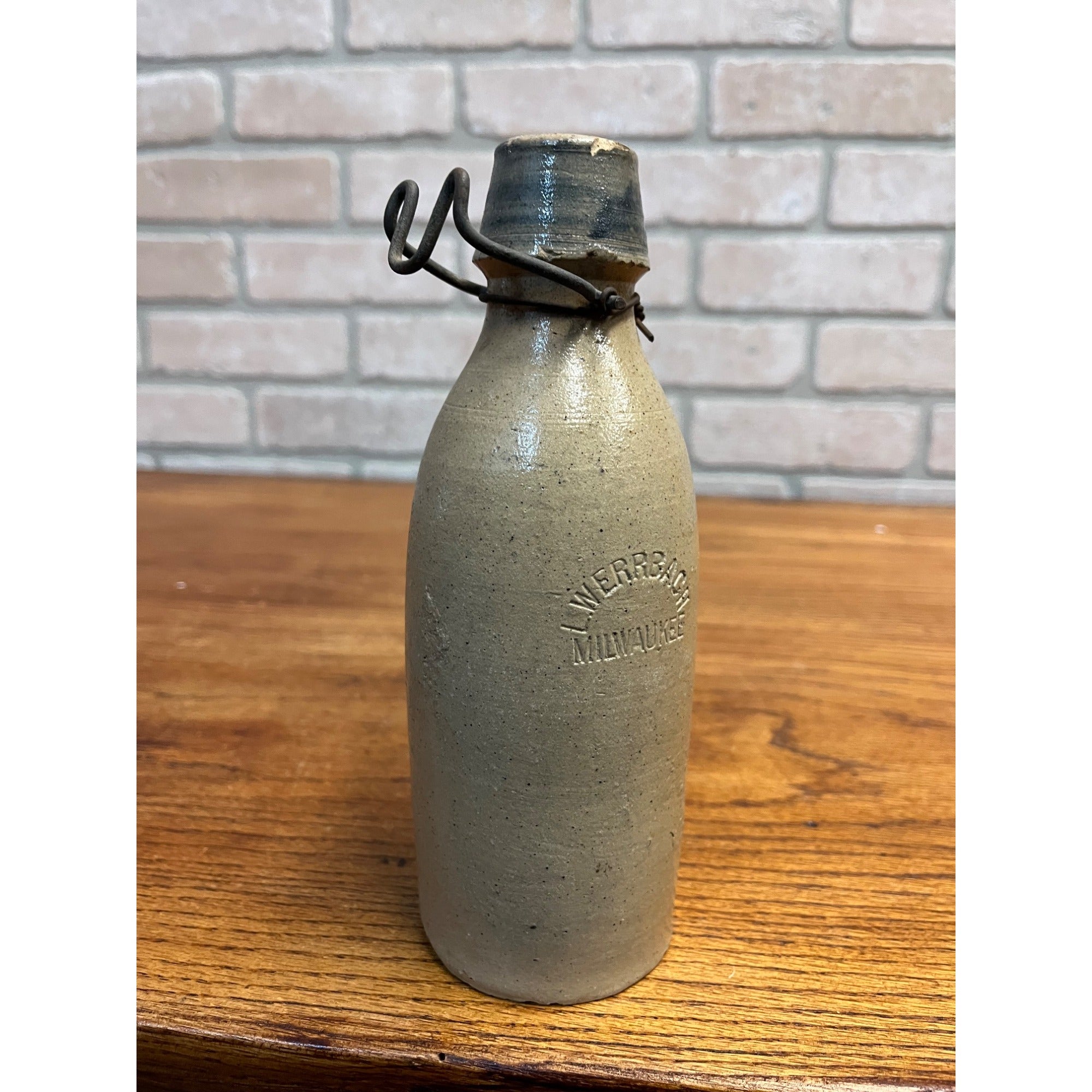 Antique 1800s L. Werrbach Milwaukee Wis. Clay Stoneware Beer Bottle w/ Cork Wire
