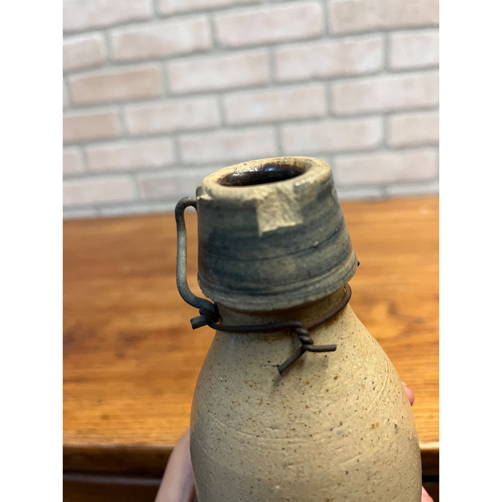 Antique 1800s L. Werrbach Milwaukee Wis. Clay Stoneware Beer Bottle w/ Cork Wire