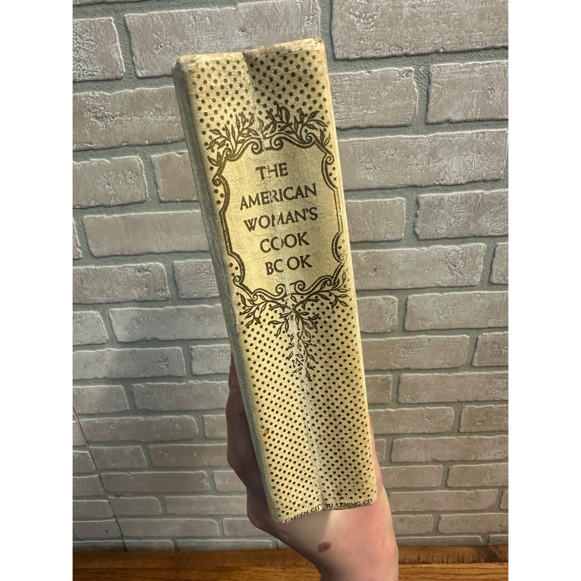 The American Woman's Cookbook Ruth Berolzheimer 1940 Vintage WWII Era