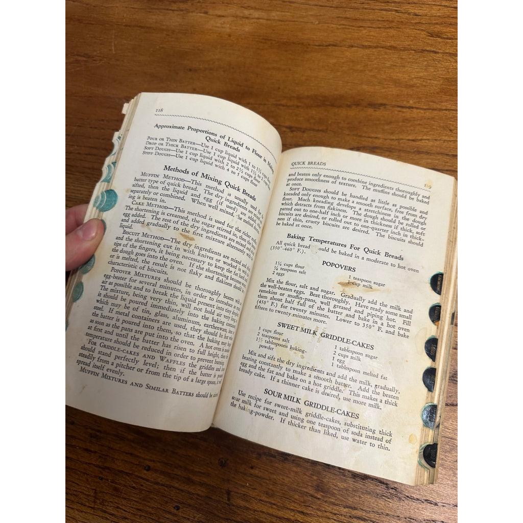 The American Woman's Cookbook Ruth Berolzheimer 1940 Vintage WWII Era