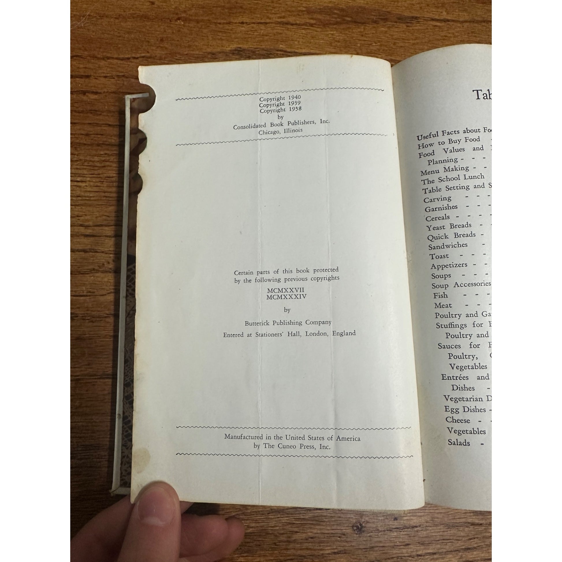 The American Woman's Cookbook Ruth Berolzheimer 1940 Vintage WWII Era
