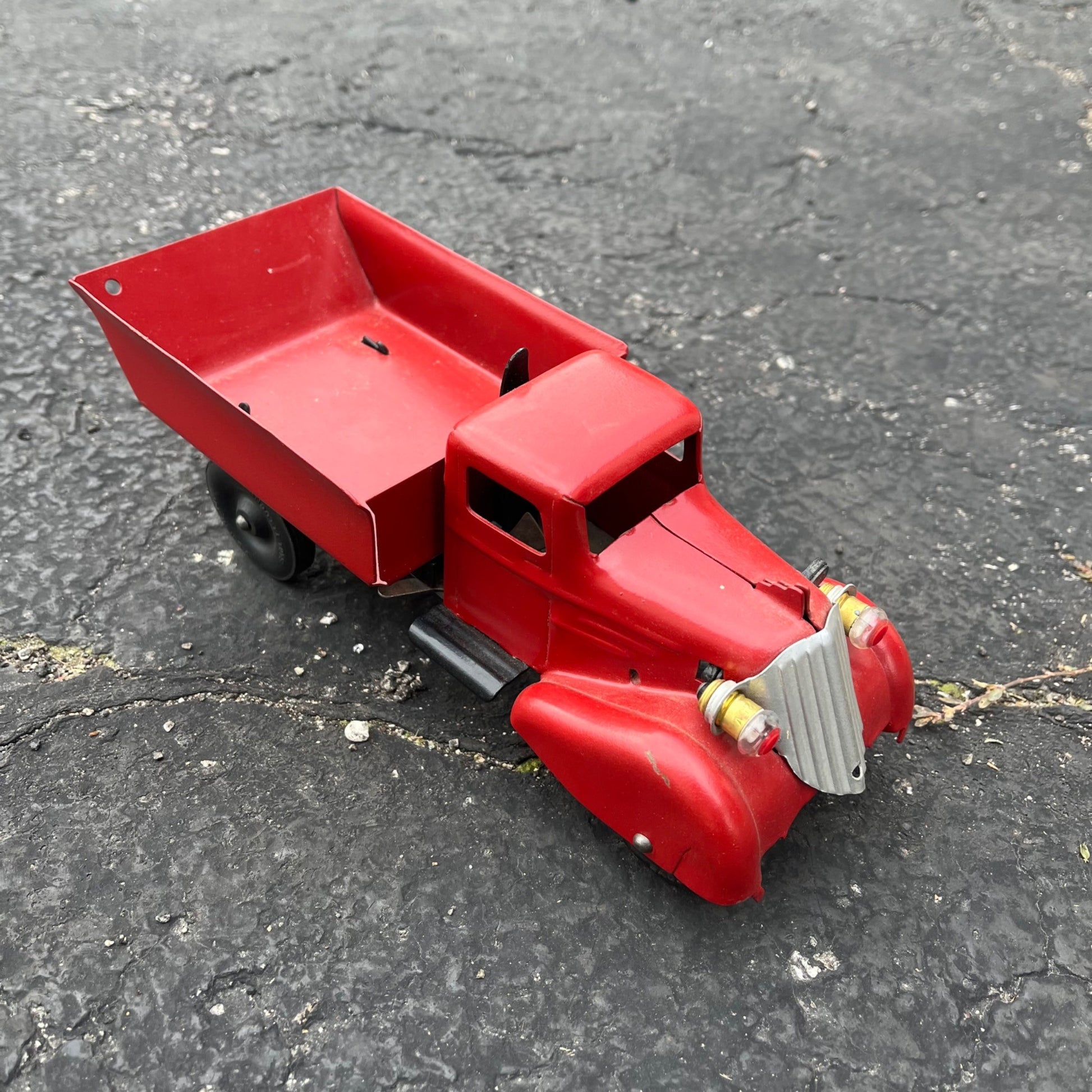 Vintage Marx Wyandotte Red Dump Truck Pressed Steel Toy