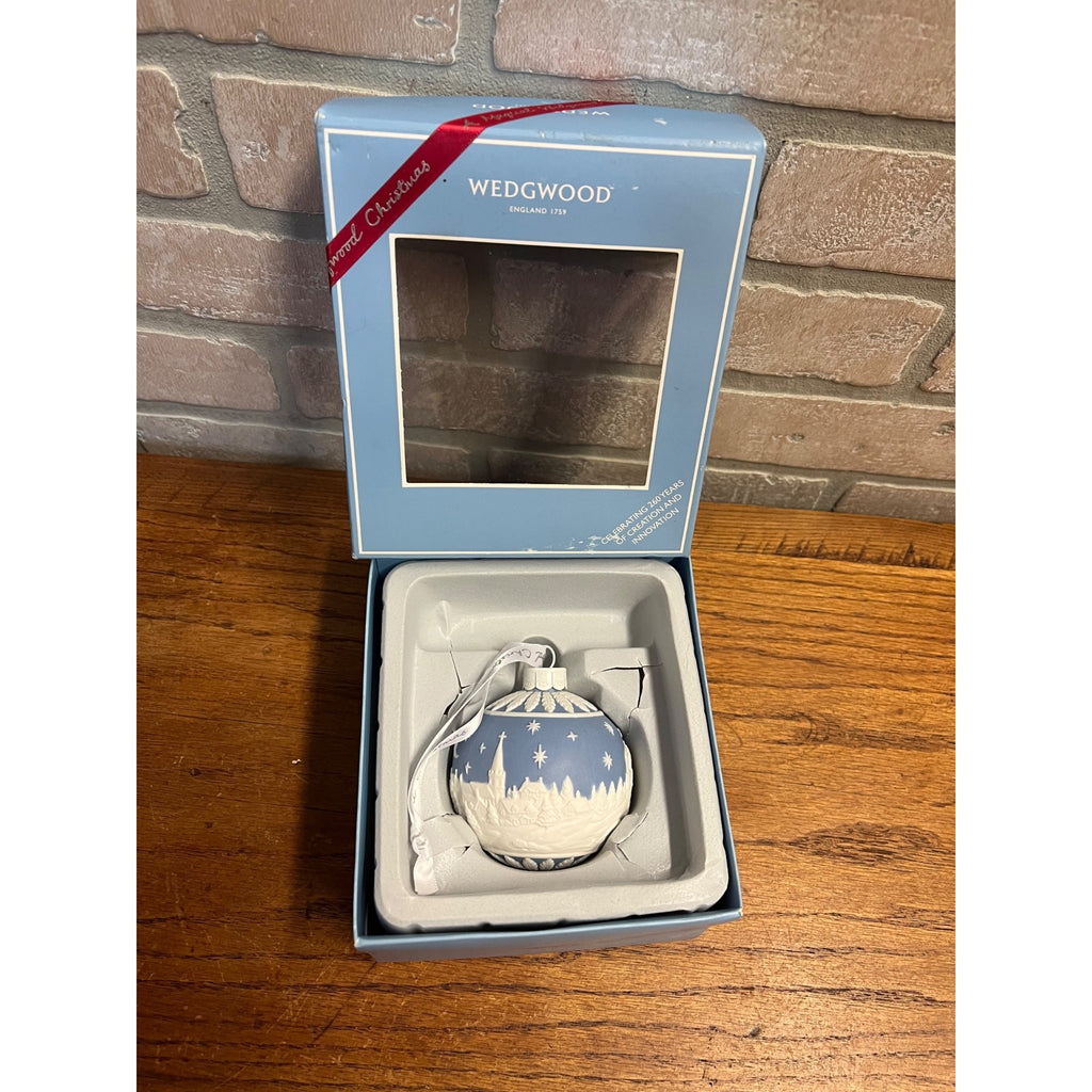 Wedgwood Night Sky Bauble Jasperware Blue and White Xmas Ornament + Box 40035063