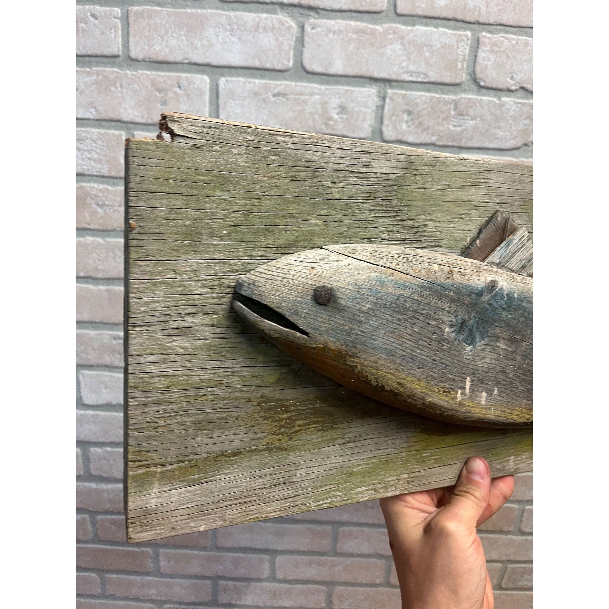 Vintage Folk Art Wooden Fish Sign Primitive Cabin Decor Rustic Lake House Wall Hanging Coastal Camp Fishing Lodge Trade Sign