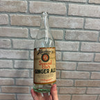 Vintage 1920s E.L. Husting Milwaukee Wis Embossed Label Soda Bottle Ginger Ale