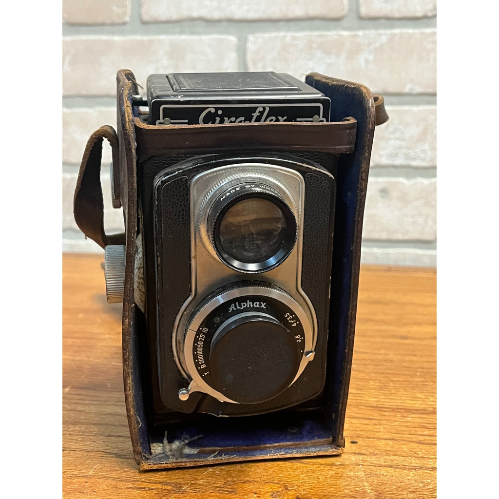 Vintage Ciro-flex Twin Lens Reflex TLR Camera Wollensak Lens Alphax shutter