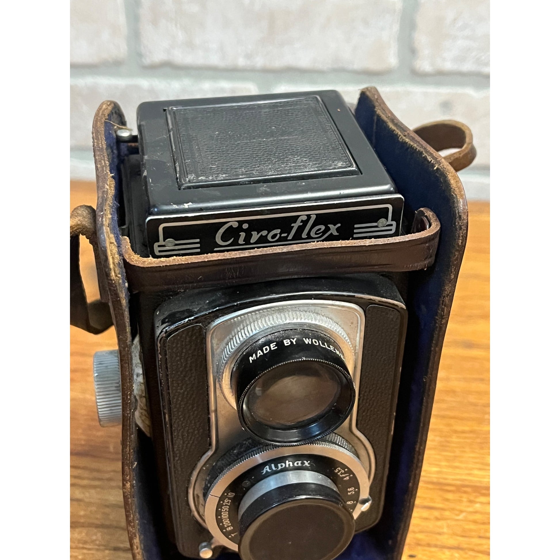 Vintage Ciro-flex Twin Lens Reflex TLR Camera Wollensak Lens Alphax shutter
