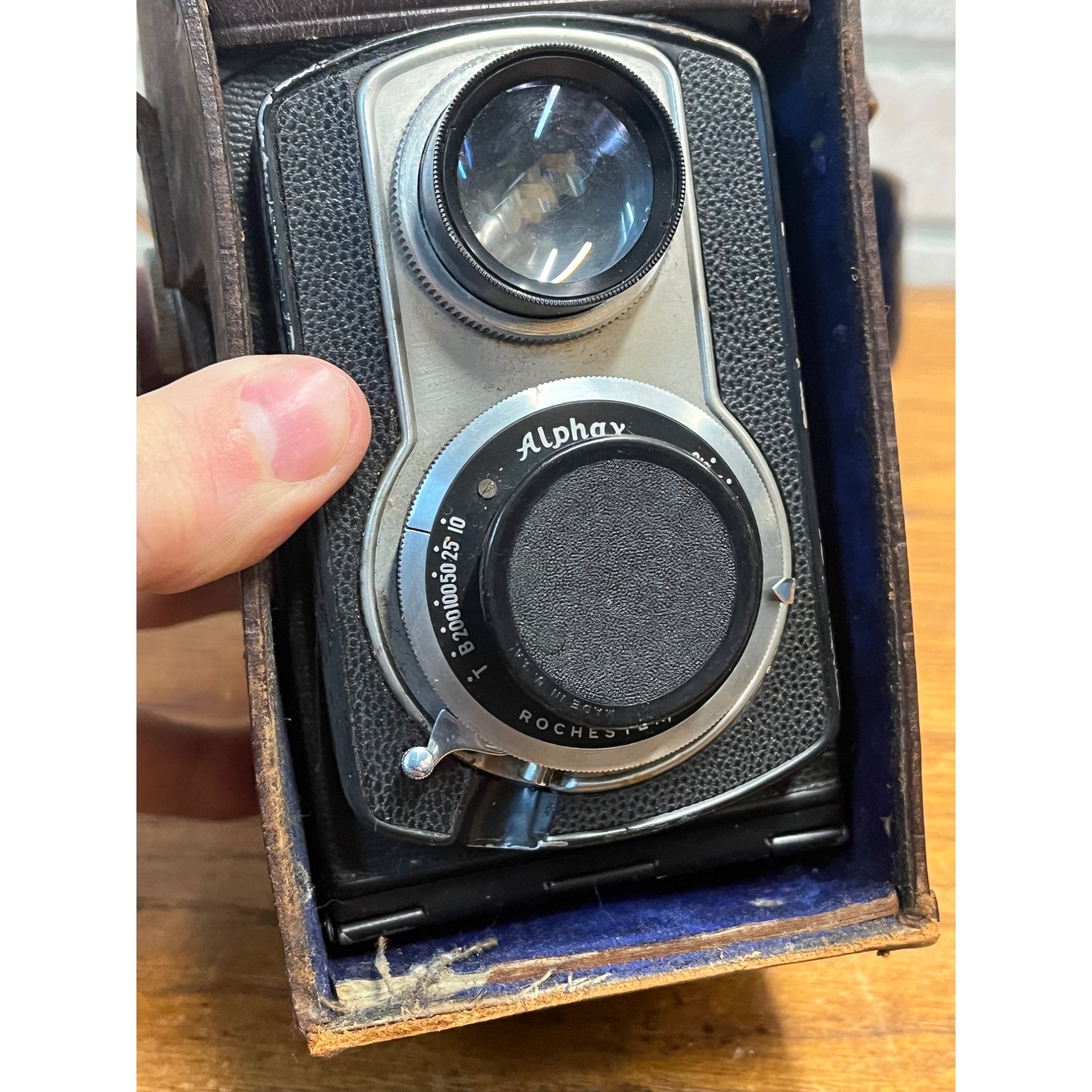 Vintage Ciro-flex Twin Lens Reflex TLR Camera Wollensak Lens Alphax shutter