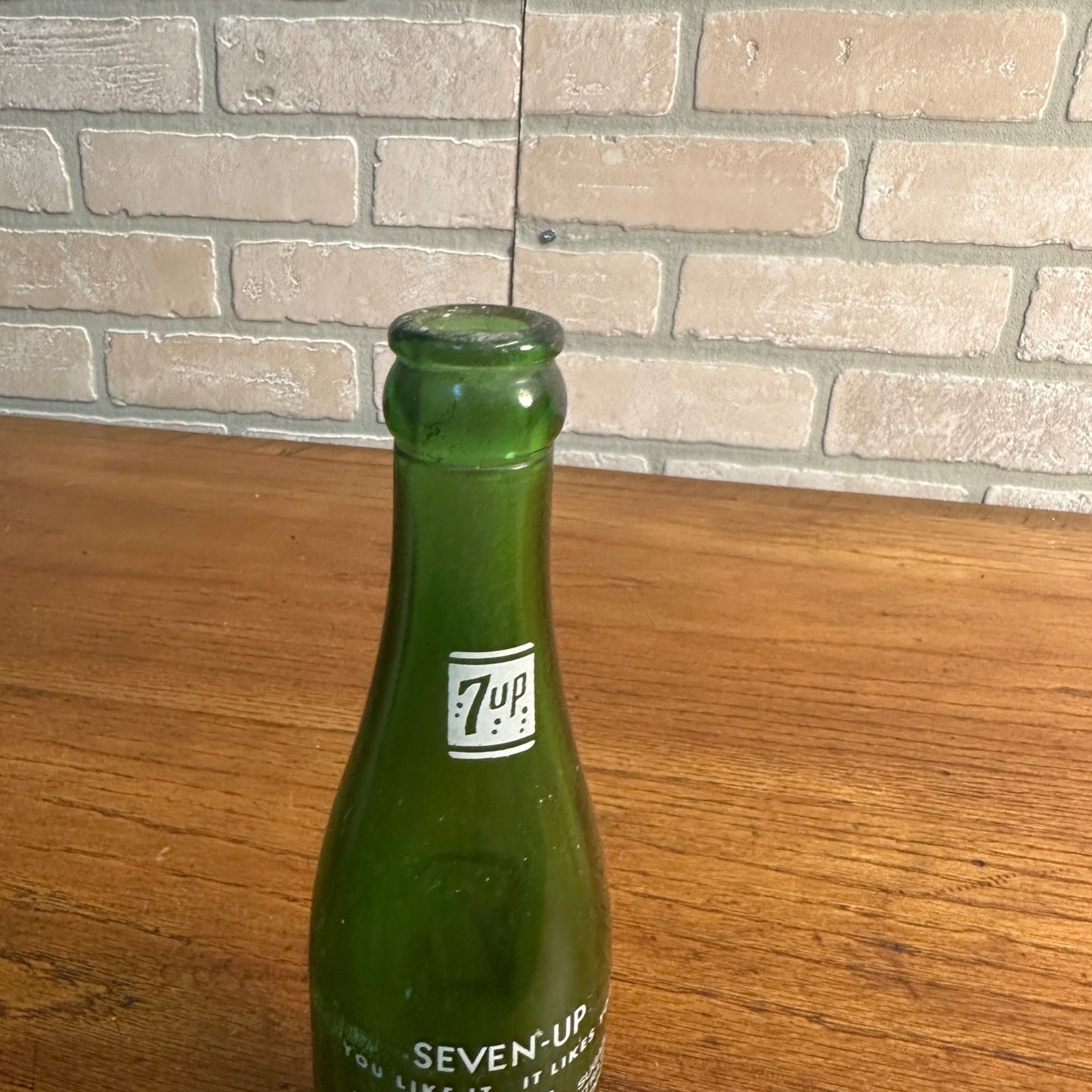 Vintage 7up Soda Bottle 1940s Green "You Like It ACL Milwaukee Wis Bottle