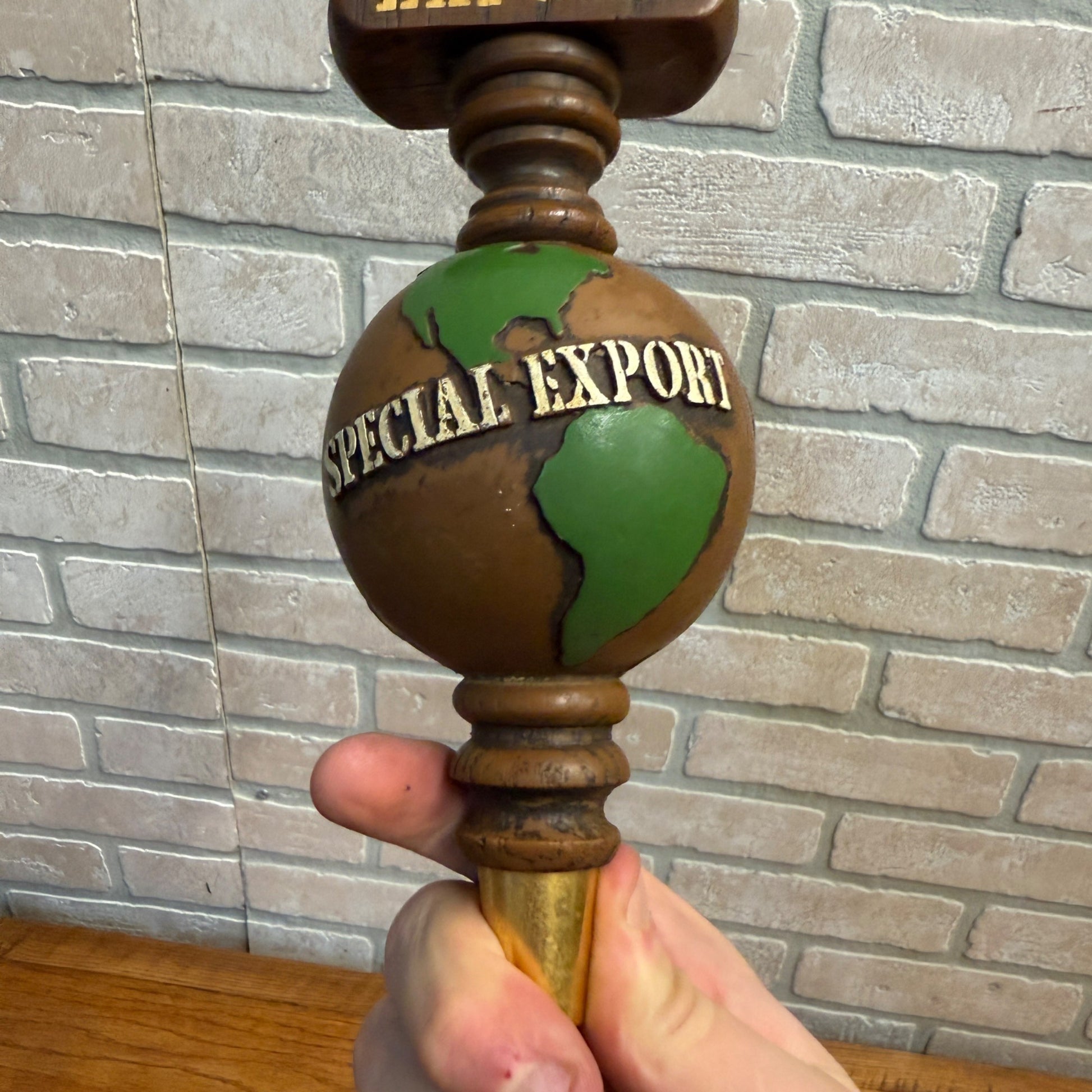 Heileman's Vintage Special Export World Globe Wood Draft Beer Tap Handle