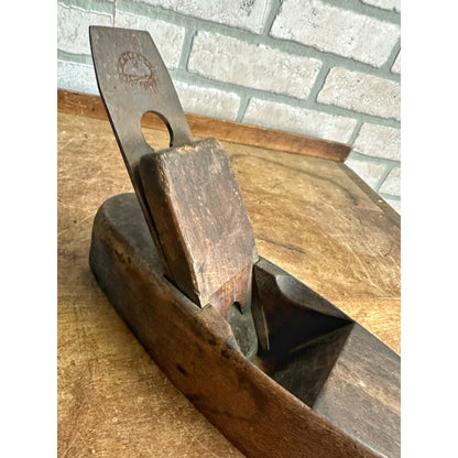 Antique 1800s W. Butcher No. 5 Woodworking Coffin Plane 7.5" Tool