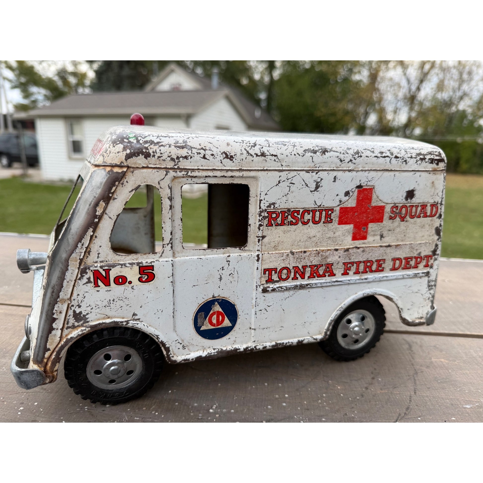 RARE Vintage Tonka Rescue Squad Fiore Dept. Civil Defense Van Truck Pressed Steel Toy