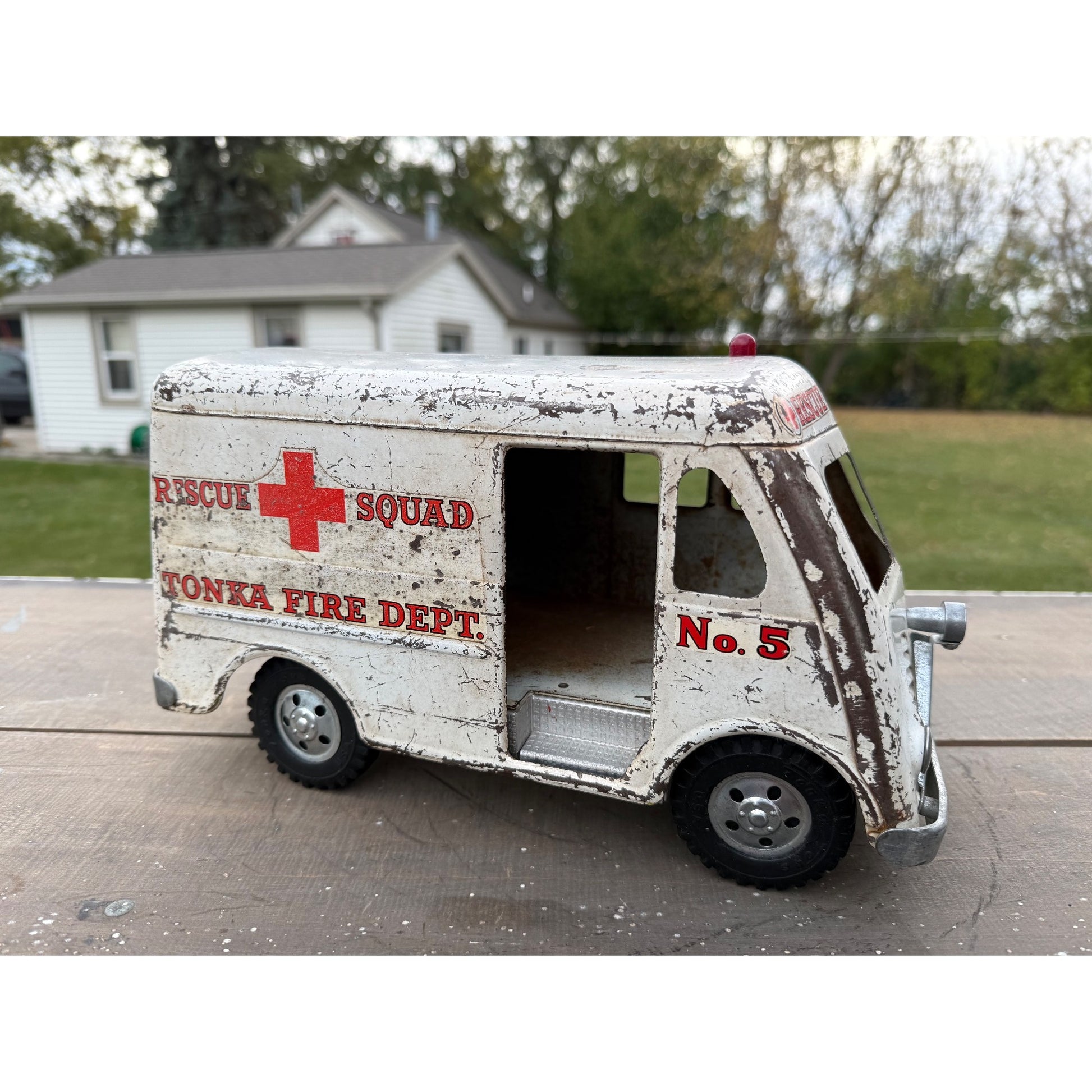 RARE Vintage Tonka Rescue Squad Fiore Dept. Civil Defense Van Truck Pressed Steel Toy