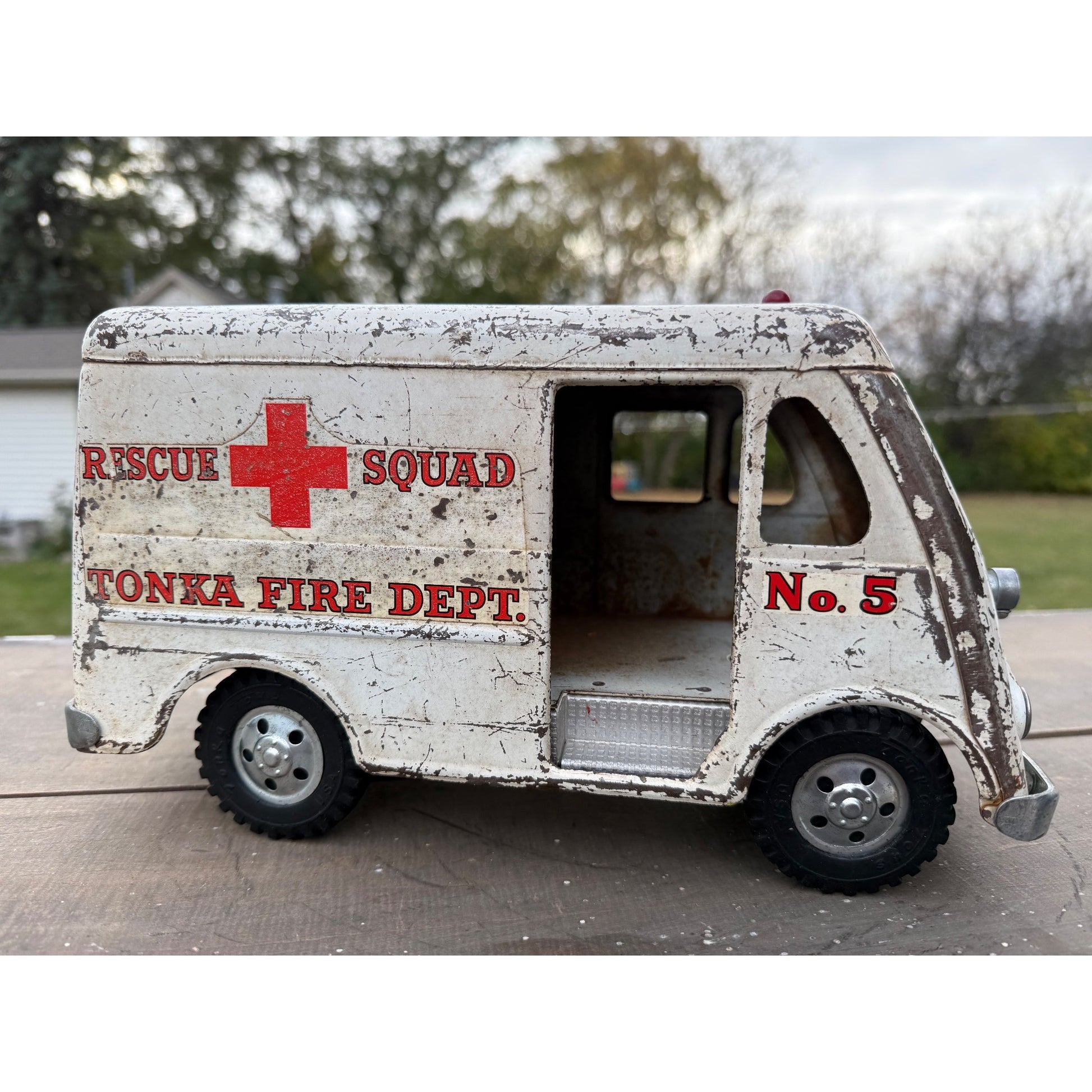 RARE Vintage Tonka Rescue Squad Fiore Dept. Civil Defense Van Truck Pressed Steel Toy