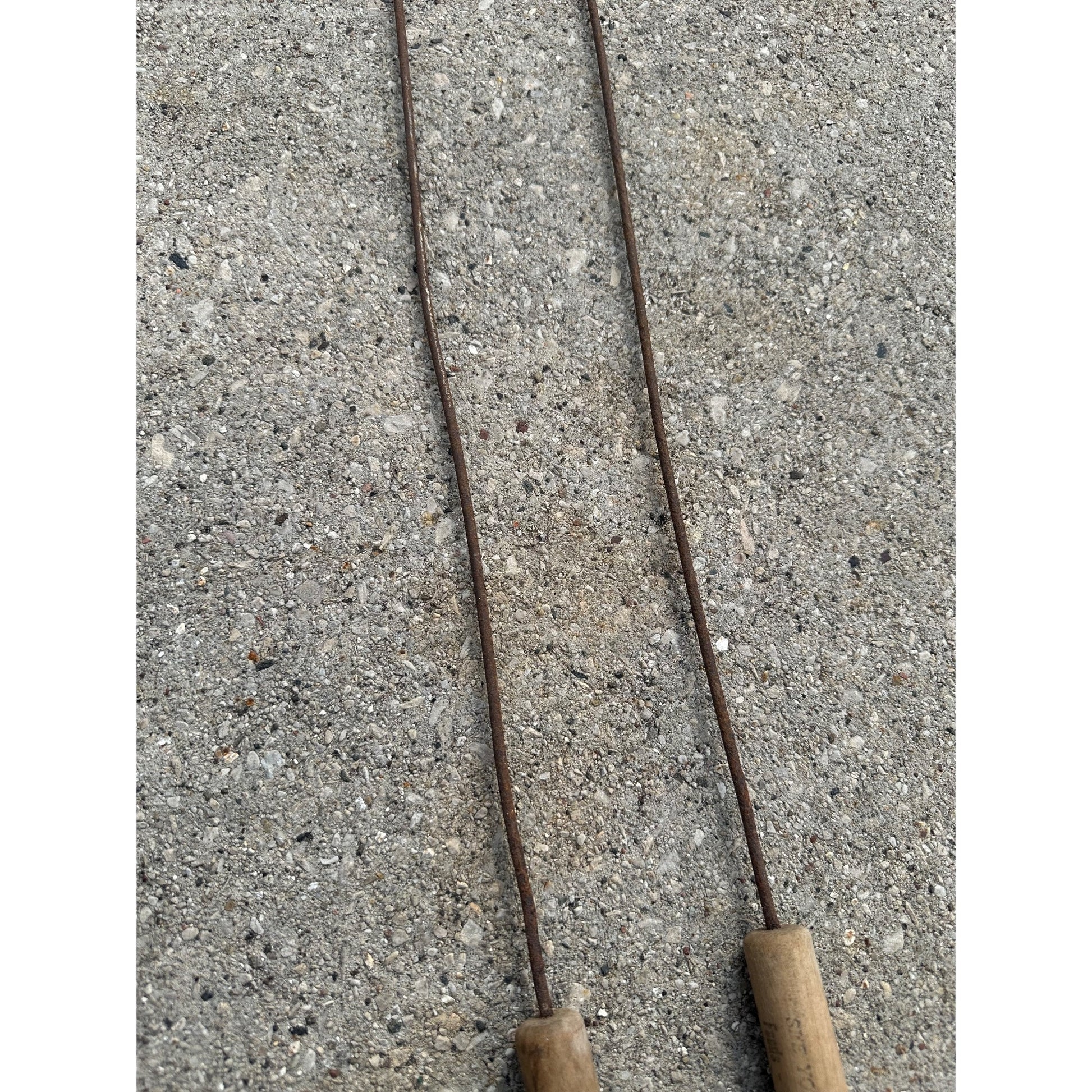 Primitive Farm Tool Chicken Catcher Poultry Advertising Feeds Equipment (2)