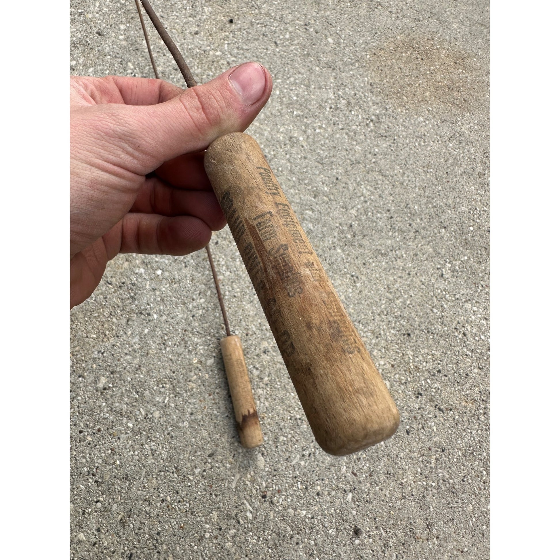 Primitive Farm Tool Chicken Catcher Poultry Advertising Feeds Equipment (2)