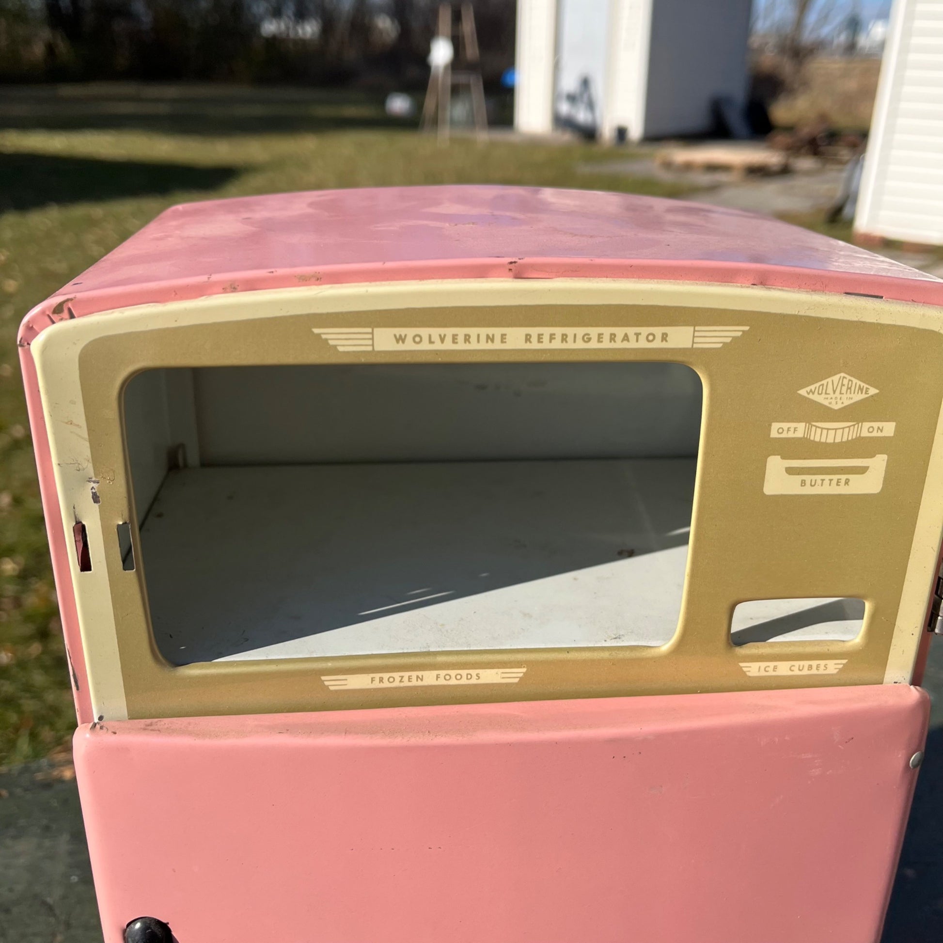 Vintage 50’s Wolverine Toy Kitchen Fridge Appliance Pink Tin Metal Play Set