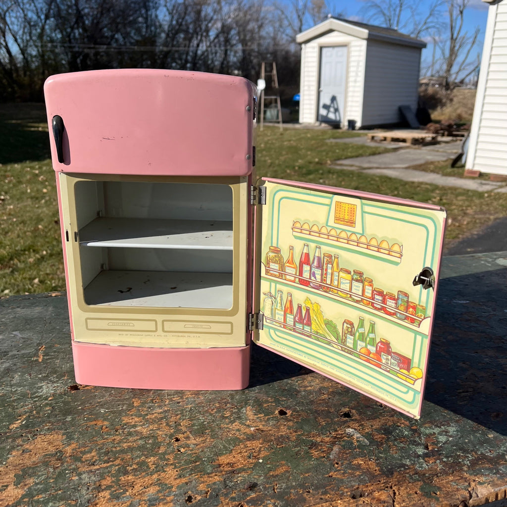 Vintage 50’s Wolverine Toy Kitchen Fridge Appliance Pink Tin Metal Play Set