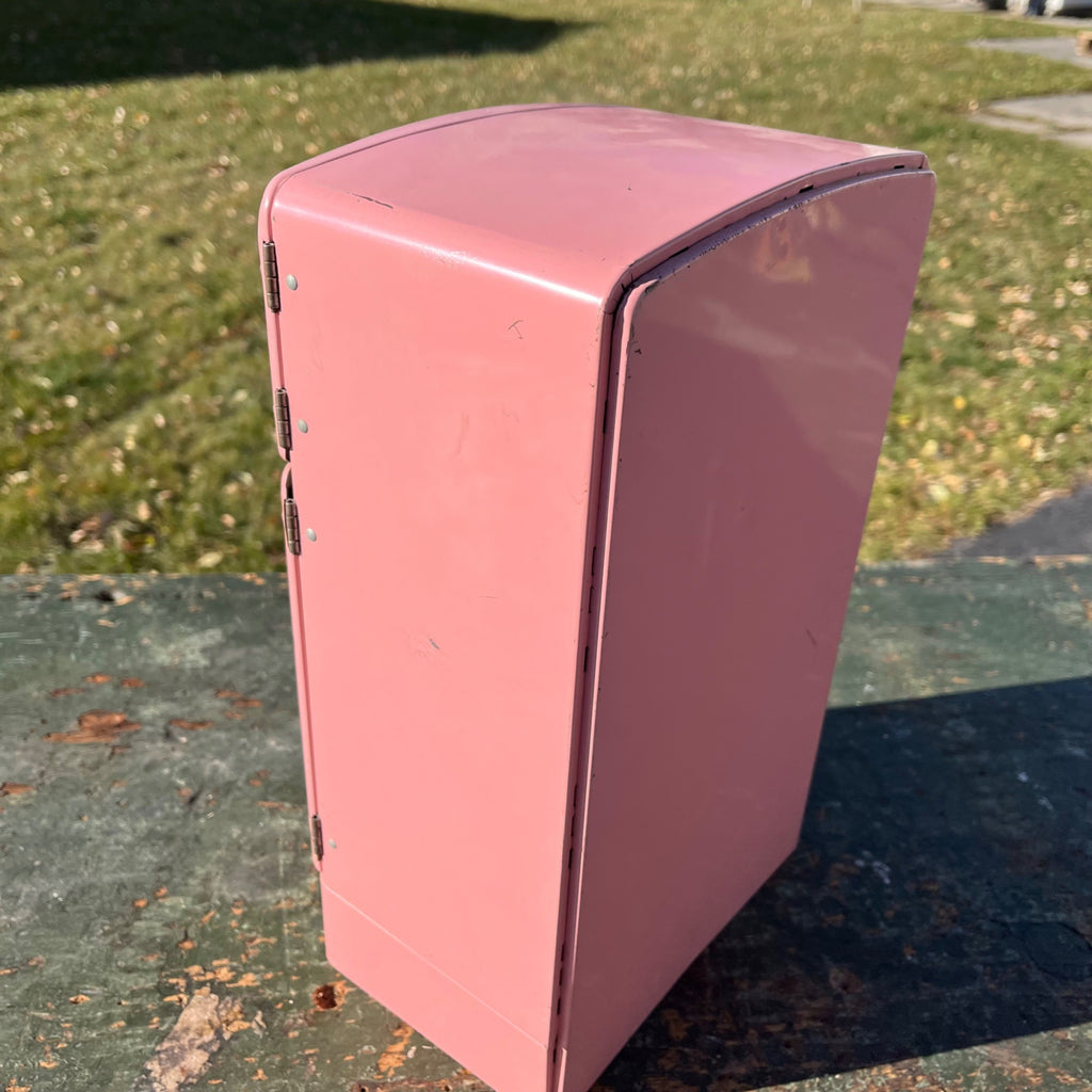 Vintage 50’s Wolverine Toy Kitchen Fridge Appliance Pink Tin Metal Play Set