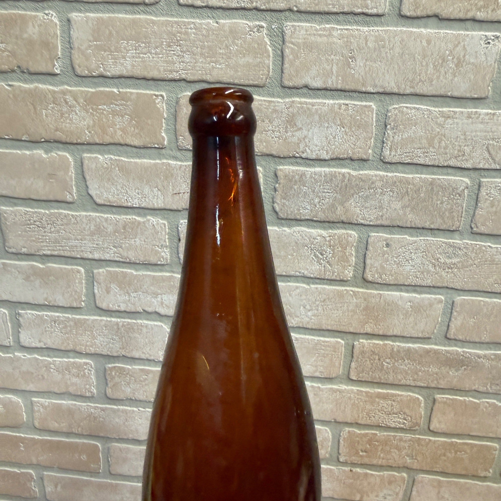 Pre Prohibition West Bend Lithia Company Beer Bottle Wisconsin WI