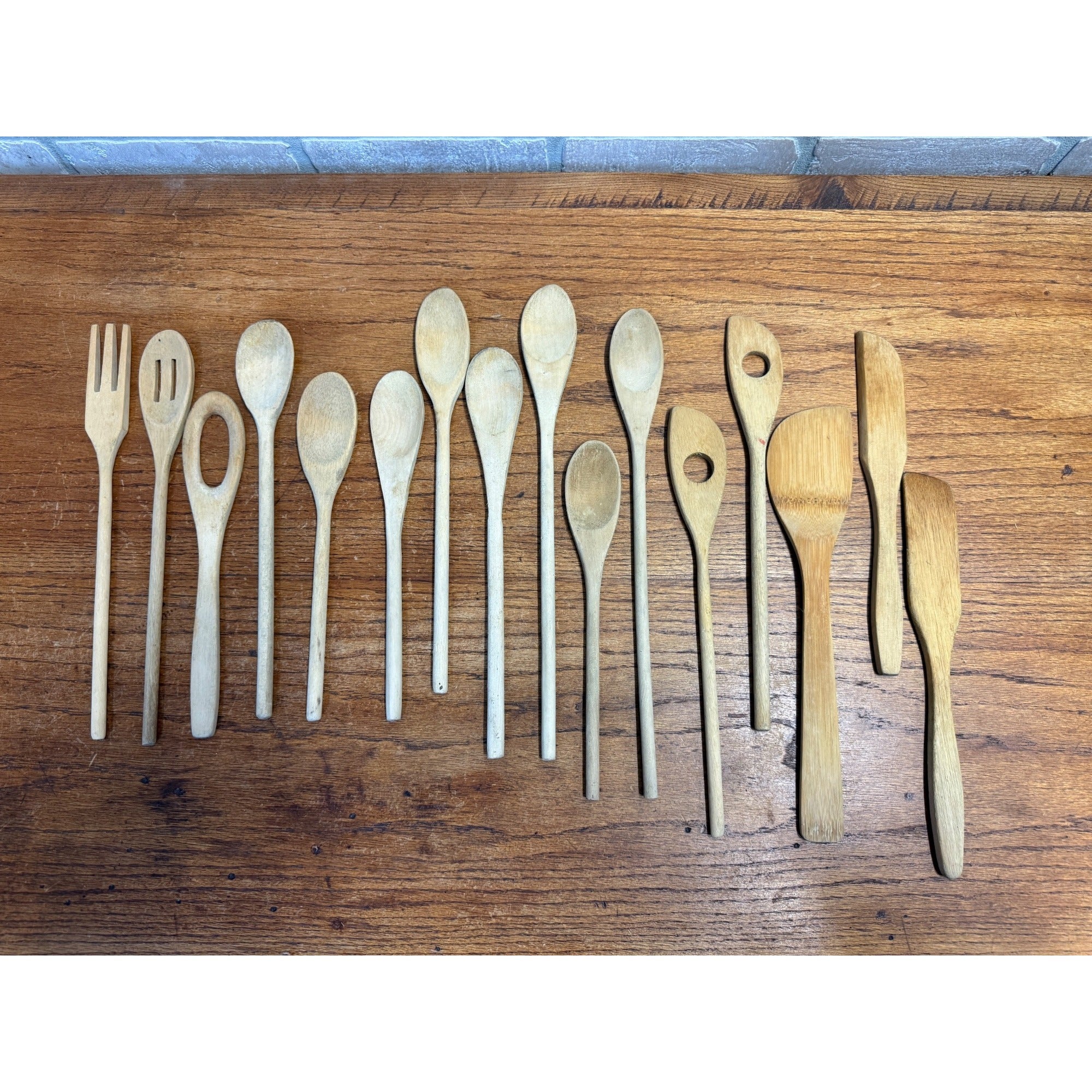 Large Lot of Vintage Wooden Kitchen Utensils: Spoons, Spatulas, Forks, Spreaders Sixteen (16) Pieces Primitive Kitchen Decor