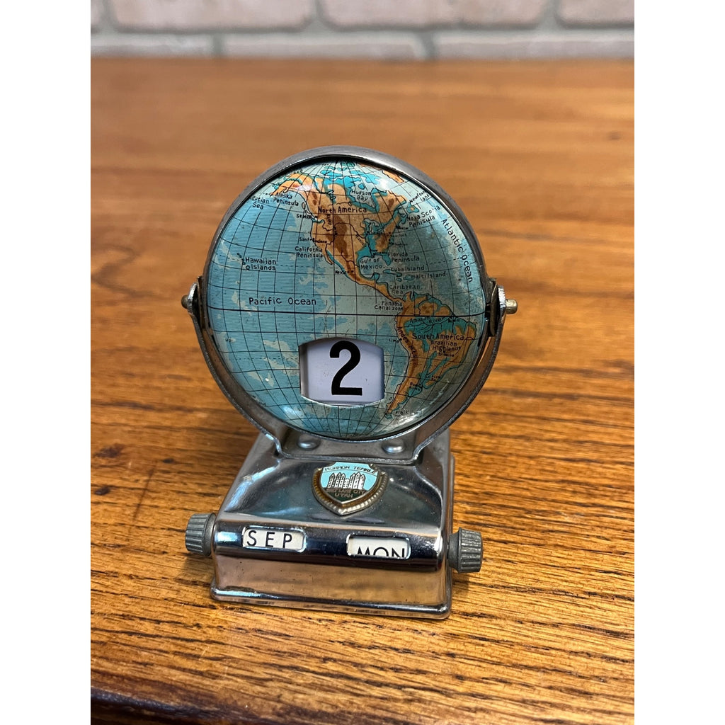 Vintage Perpetual Flip Mechanical Desktop Calendar Metal World Globe Map