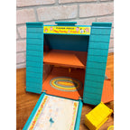 1974 Fisher Price Little People Play Family A Frame Family w/ Furniture Playset