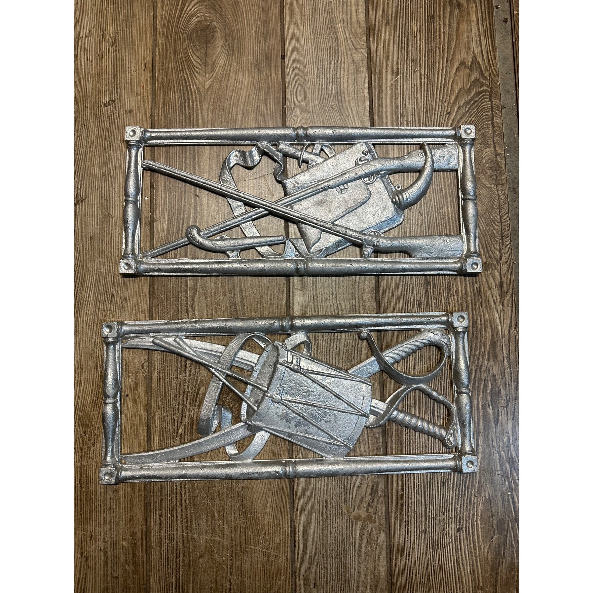 Vintage Civil War Cast Aluminum Wall Plaques Signs Swords Drum Muskets