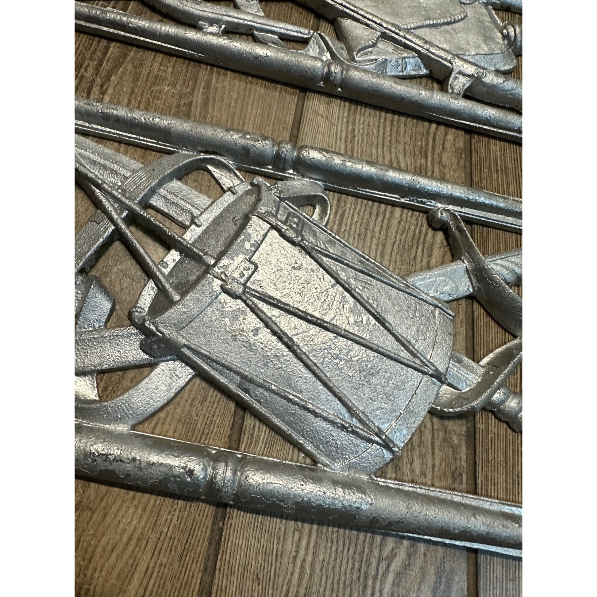 Vintage Civil War Cast Aluminum Wall Plaques Signs Swords Drum Muskets