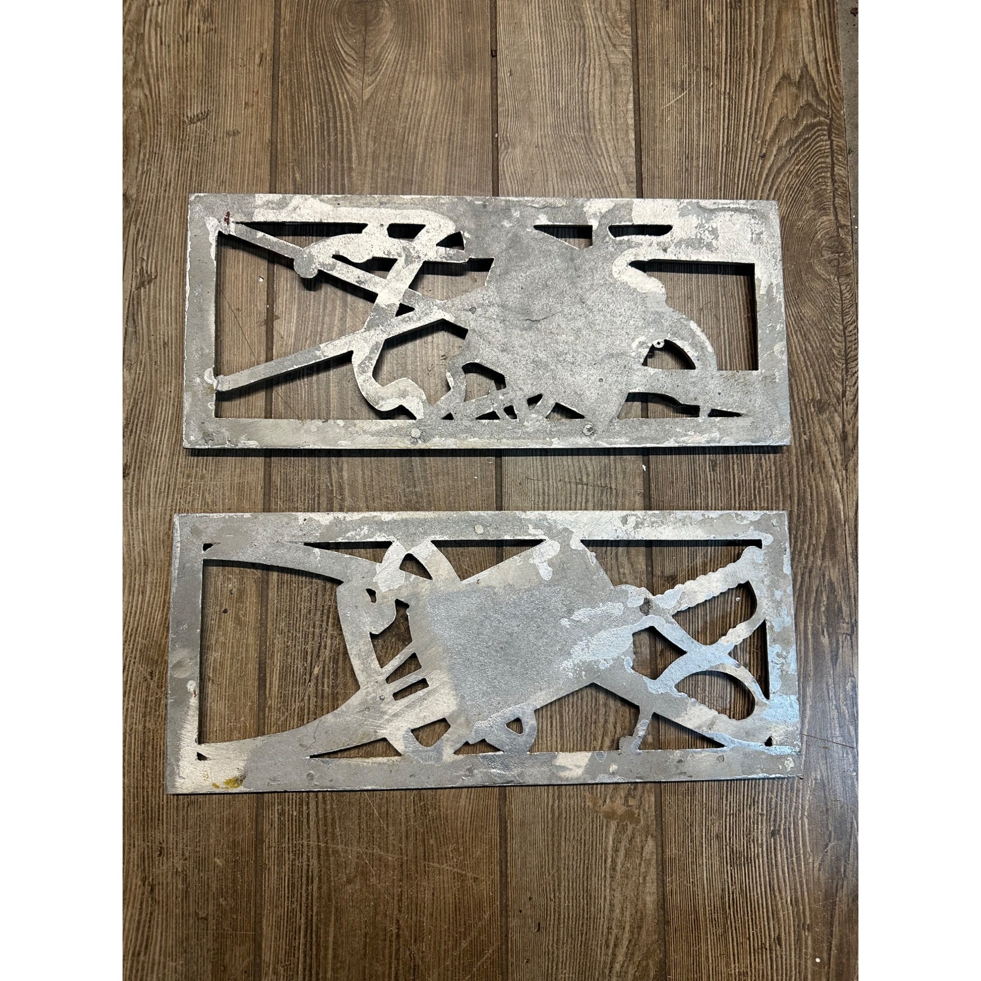 Vintage Civil War Cast Aluminum Wall Plaques Signs Swords Drum Muskets