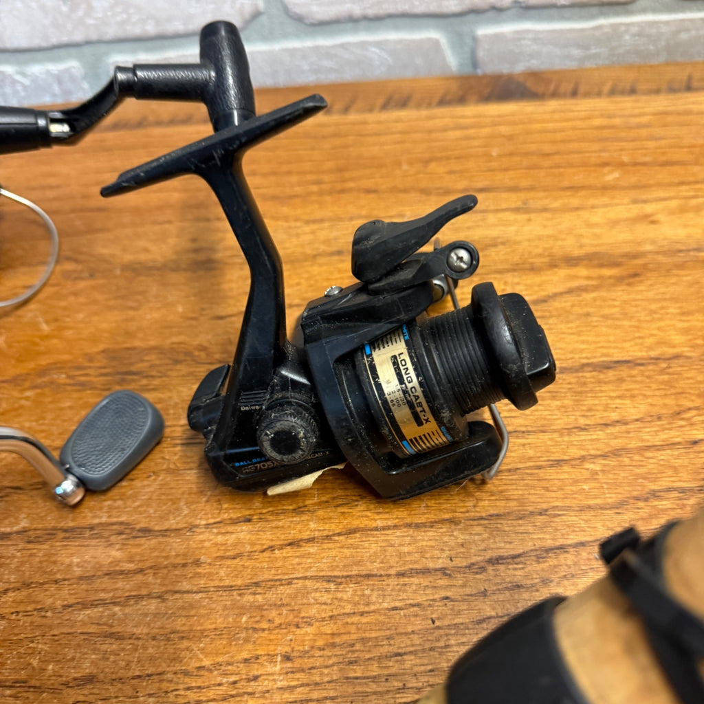 Lot of Accucast Tundra Ice Fishing and FIshing Spinning Fishing Reels Denali