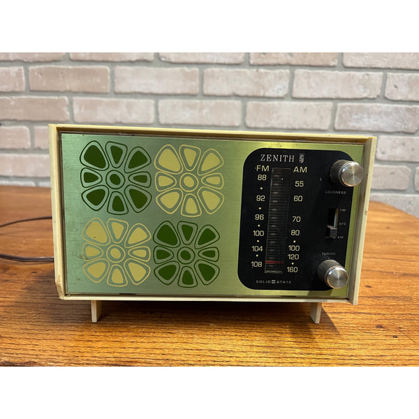Vintage Zenith Model E 412W Radio AM/FM/AFC Radio Flowers 1970s MCM