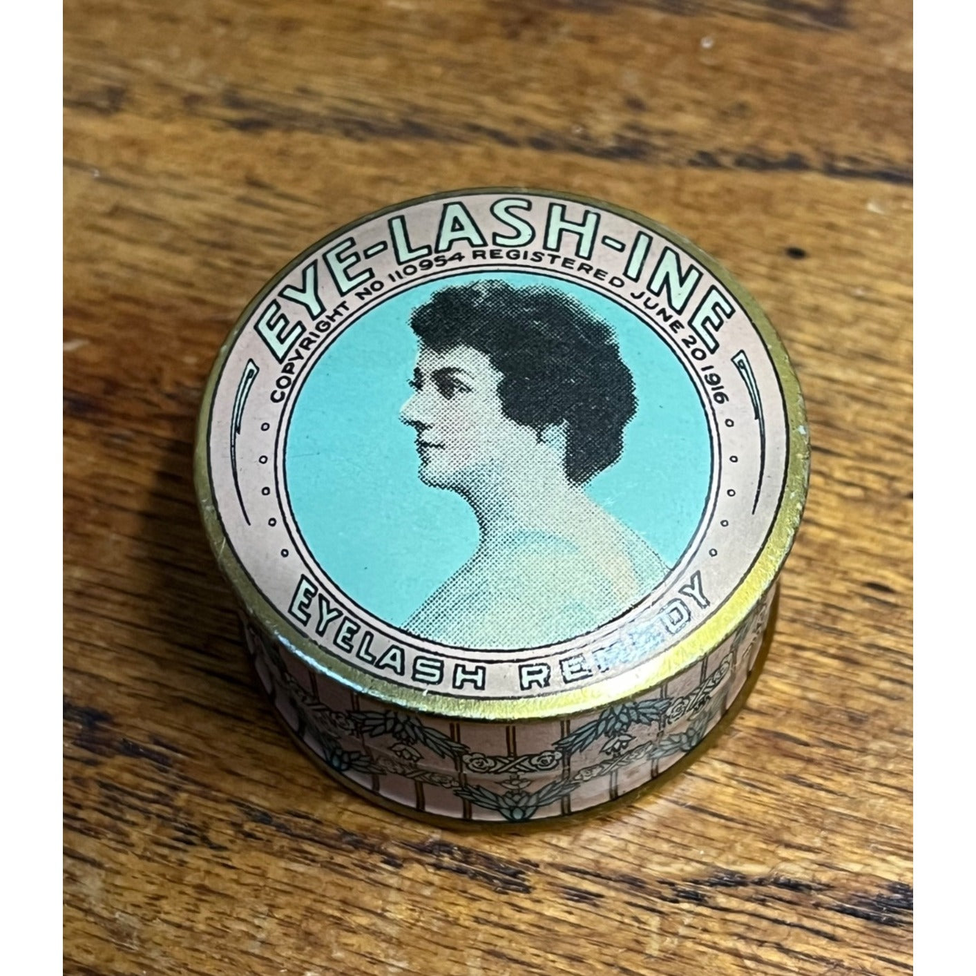 Vintage EYE LASH INE Tin 1916 Eyelashine pill box
