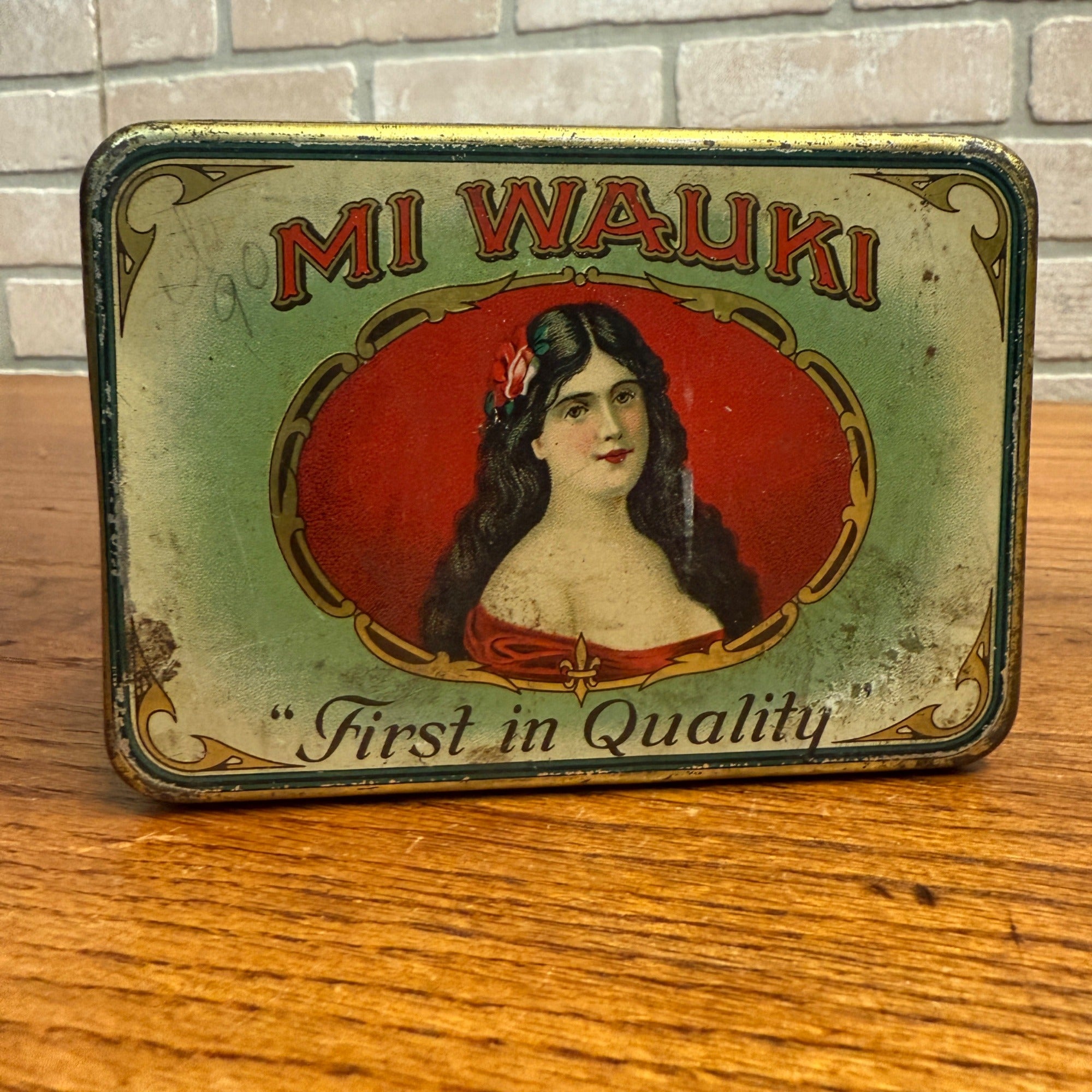 Rare Vintage 1920s "Mi Wauki"  Litho Tobacco Tin Can Wisconsin Milwaukee
