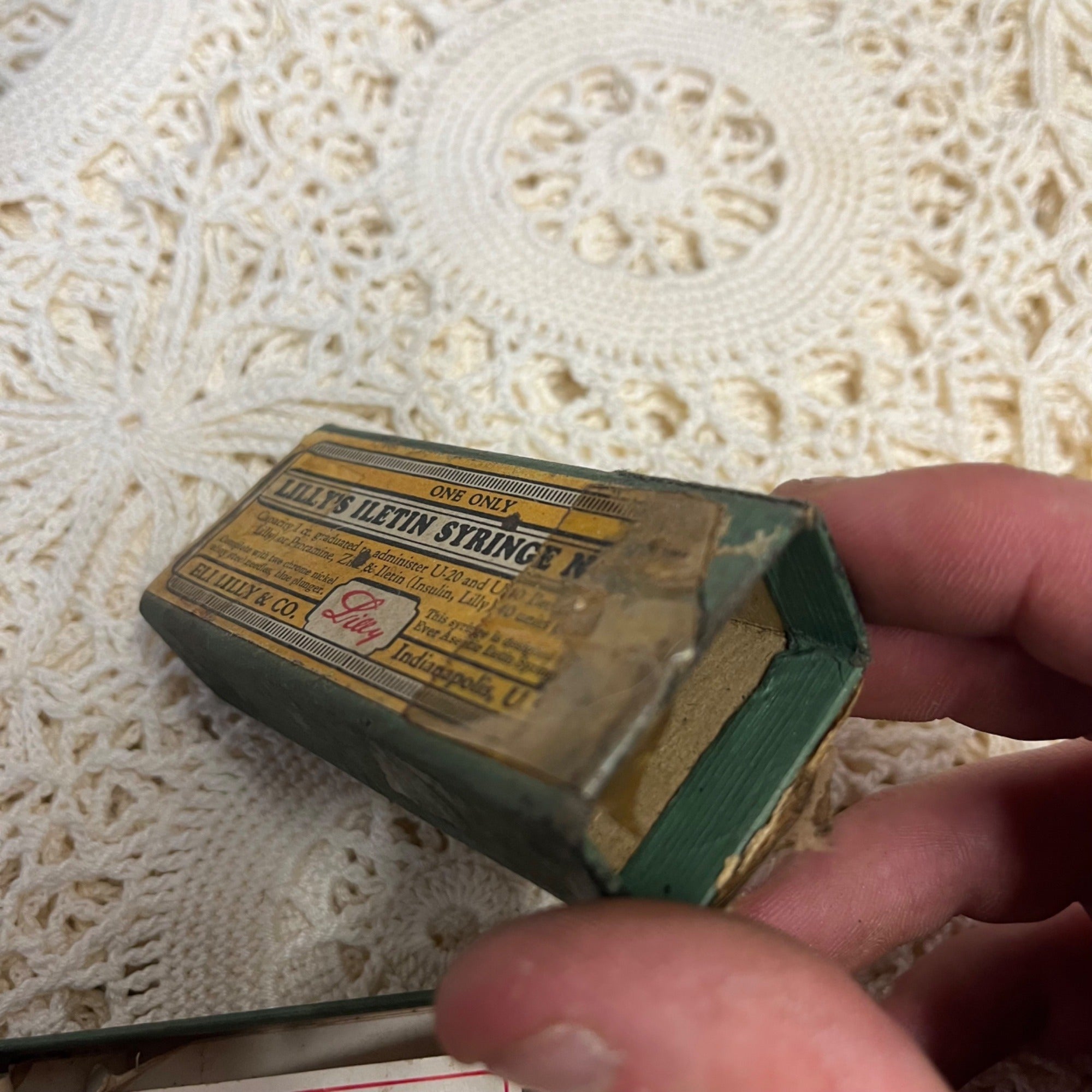 Antique Lilly's Iletin Syringe No .280 in Original Box Drug Store Pharmacy