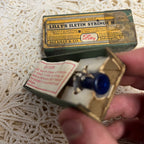 Antique Lilly's Iletin Syringe No .280 in Original Box Drug Store Pharmacy