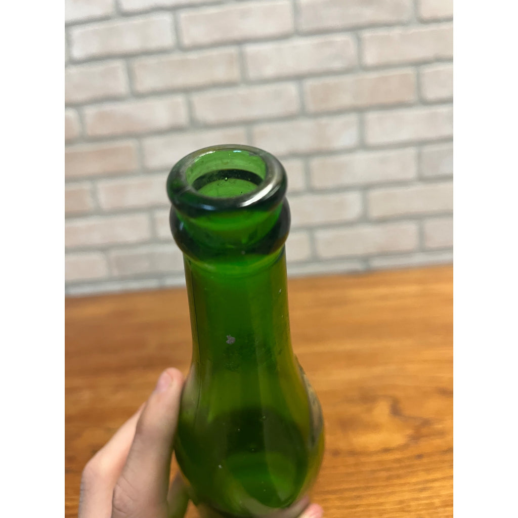 Vintage Schlitz Beer Ginger Ale Prohibition Soda Bottle Label Milwaukee WI 12oz