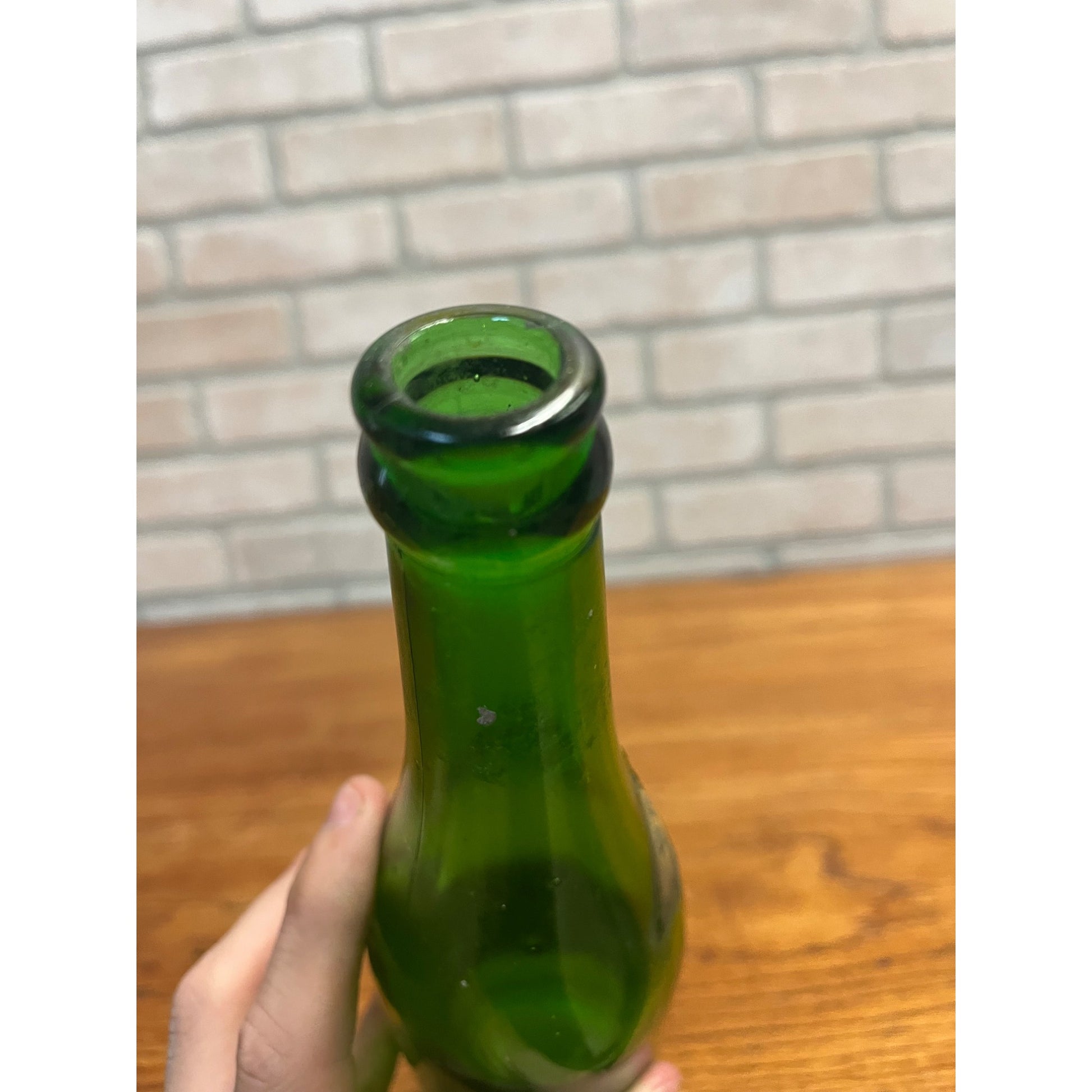 Vintage Schlitz Beer Ginger Ale Prohibition Soda Bottle Label Milwaukee WI 12oz