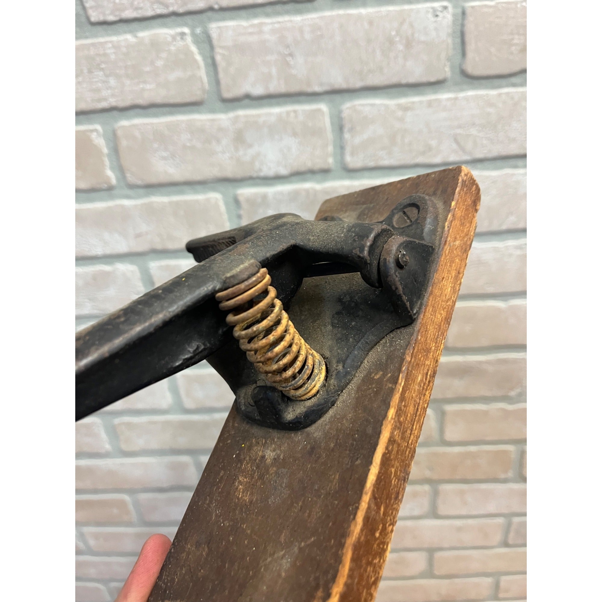 Vintage Antique Primitive Cork Press Cast Iron Crimp Crimpers Walnut Nut Cracker