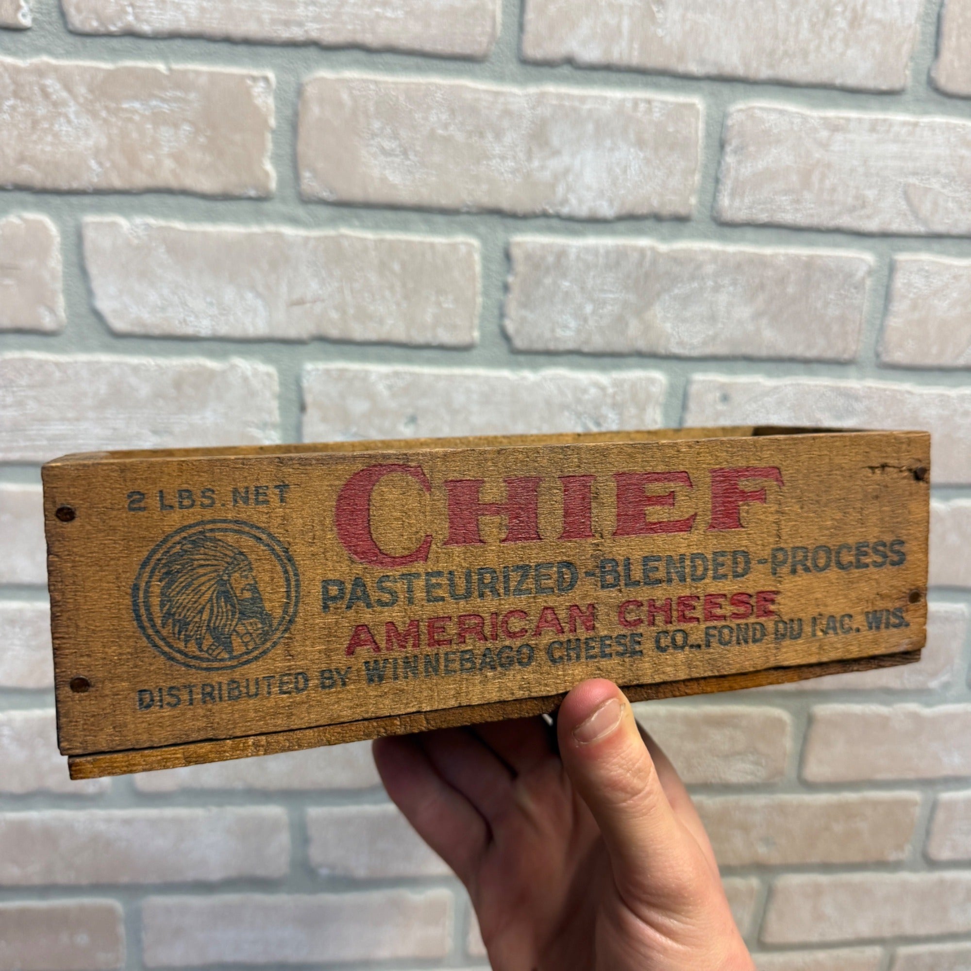 Vintage Chief Winnebago Cheese Co. Fond Du Lac Wis. WI Cheese Box Dairy State
