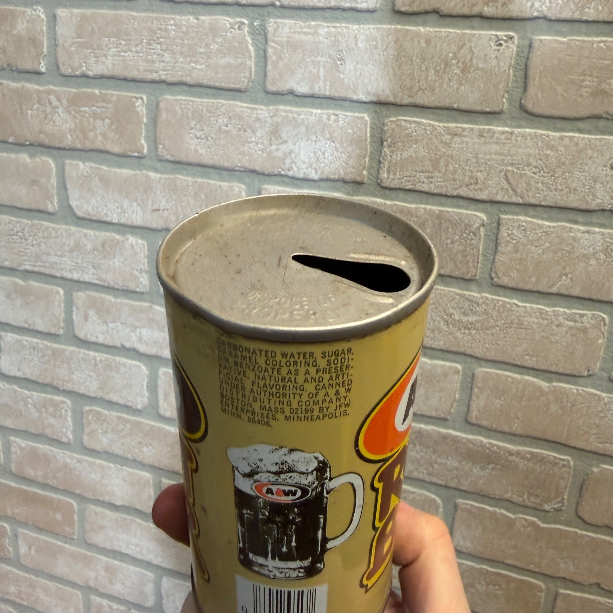 Vintage 1970s-80s A&W Root Beer Pull Tab Straight Soda Can